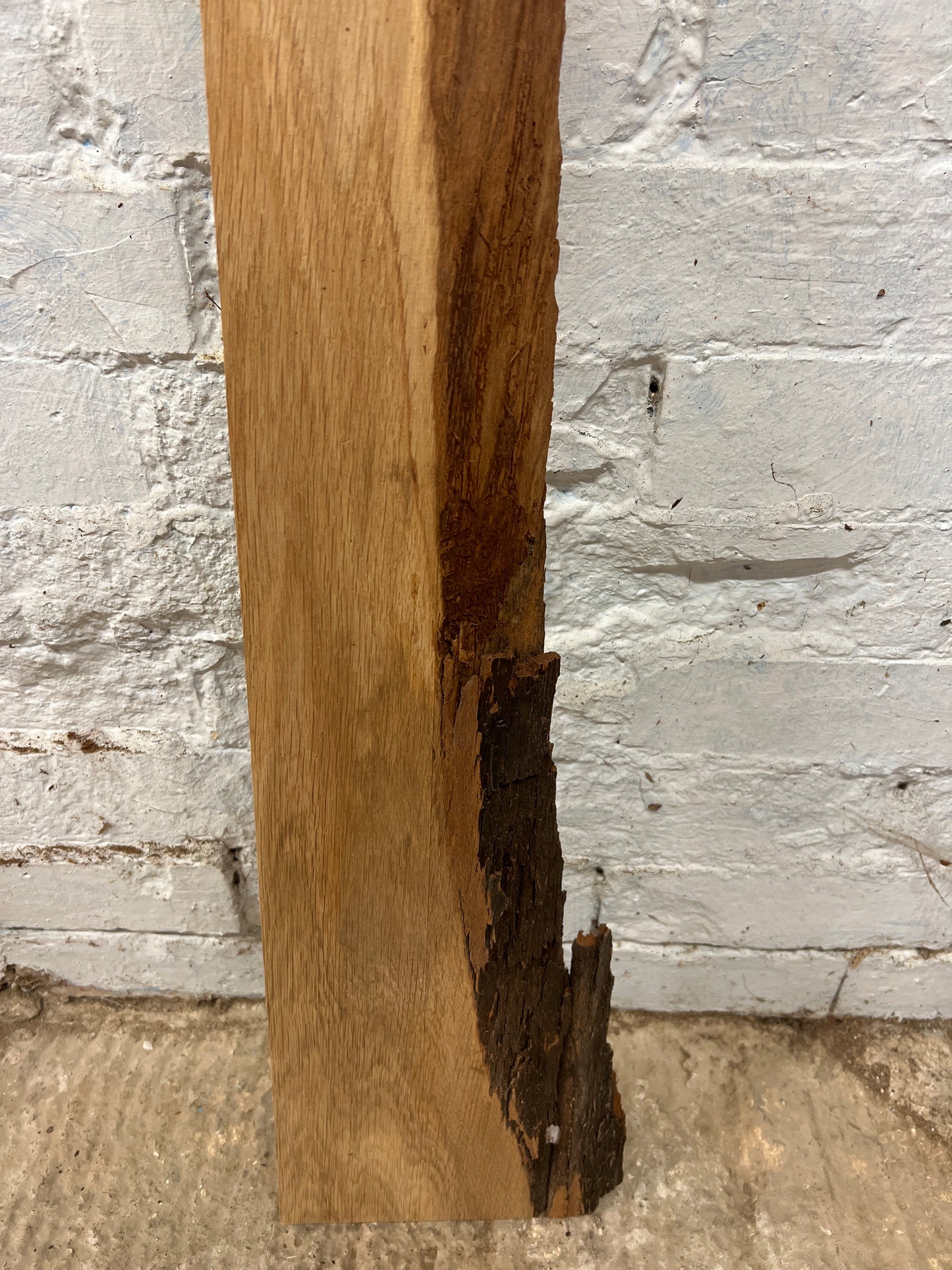 Oak No 137 - 1200x90-200x30mm Planed