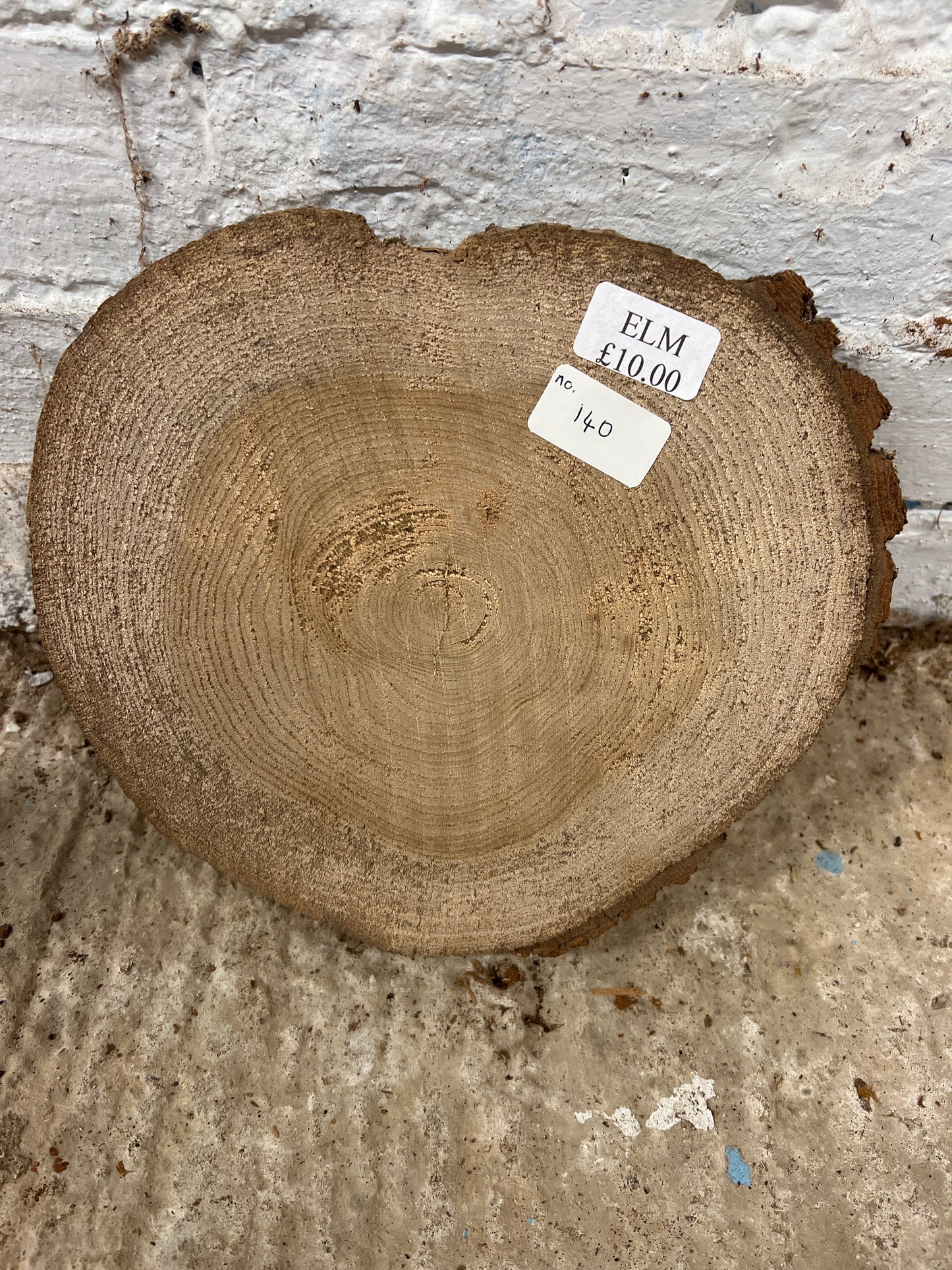 Elm No 140 - 250x230x40mm Sawn