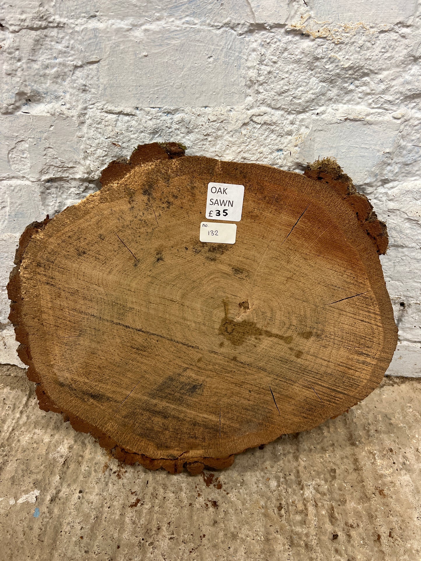 Oak no 132 - 370x430x60mm Sawn