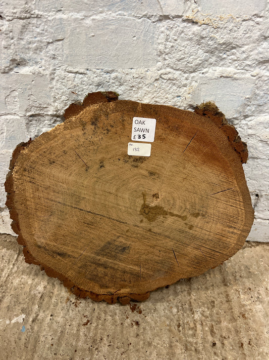 Oak no 132 - 370x430x60mm Sawn