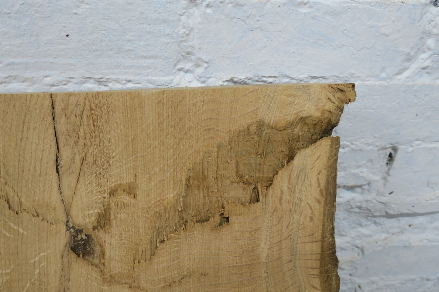 Aged Pippy Oak No 12 - 590x505-535x33mm Planed