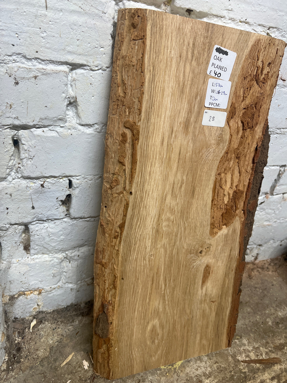 Oak No 28 - 570x260-290x30mm Planed