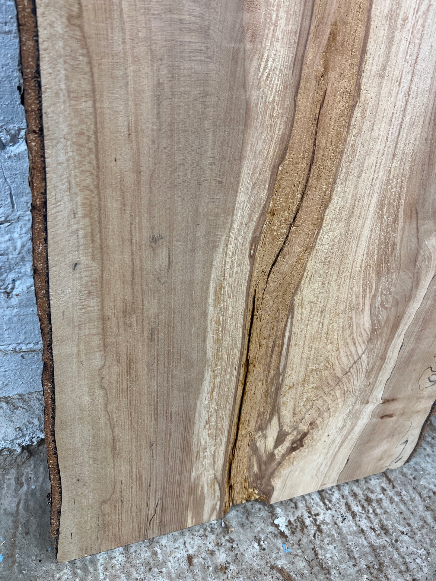 Spalted beech No 17 - 1100x460-520x27mm Planed