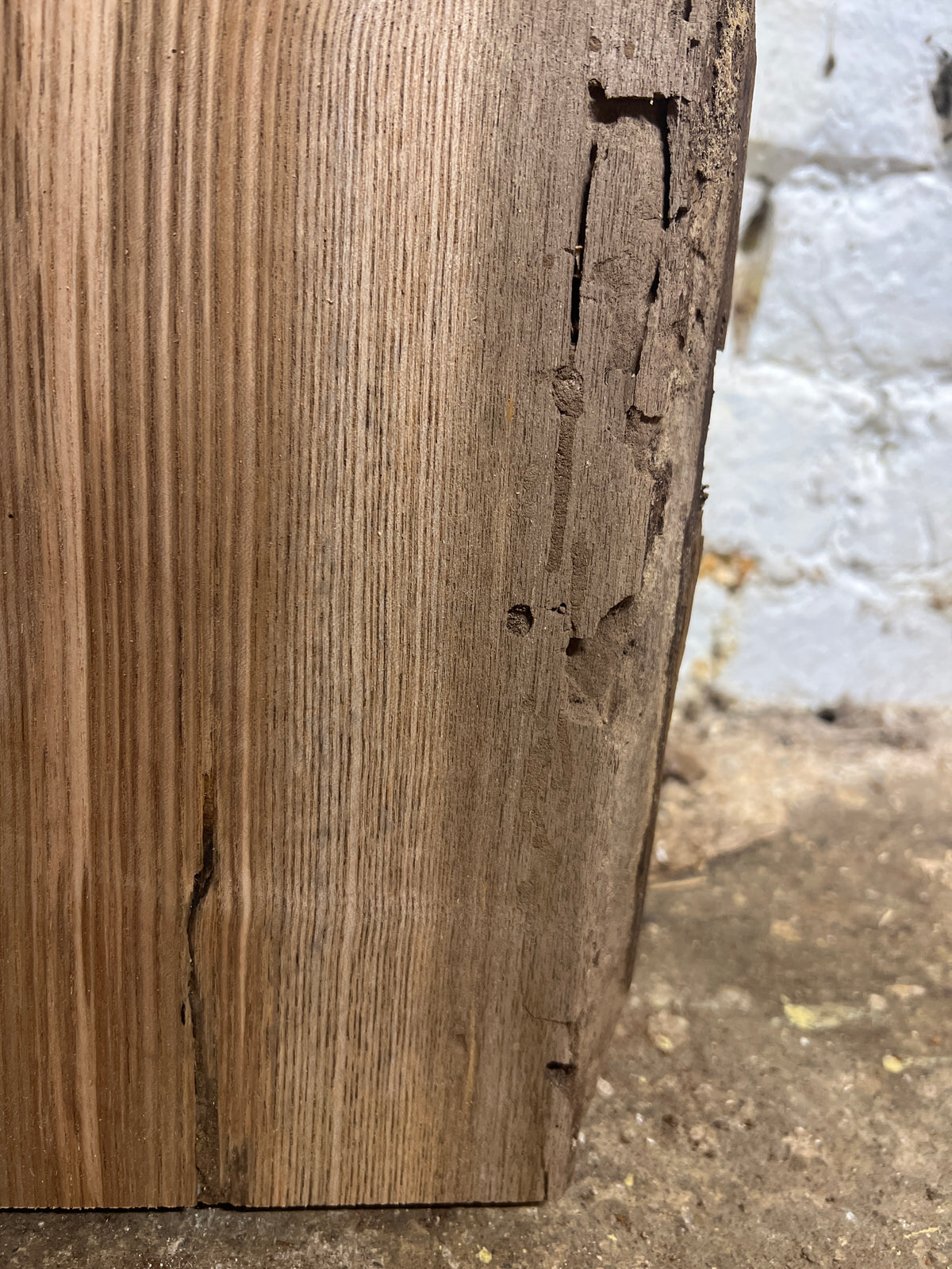 Ash No 123 - 550x250-260x30mm Planed