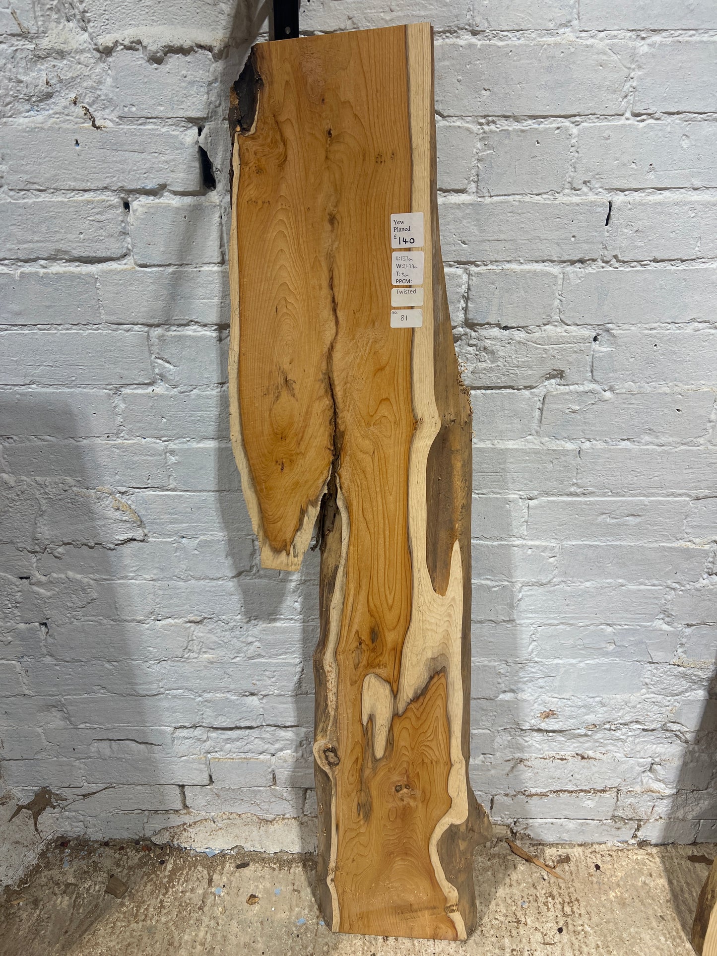 Yew No 81 - 1370x210-290x30mm Planed