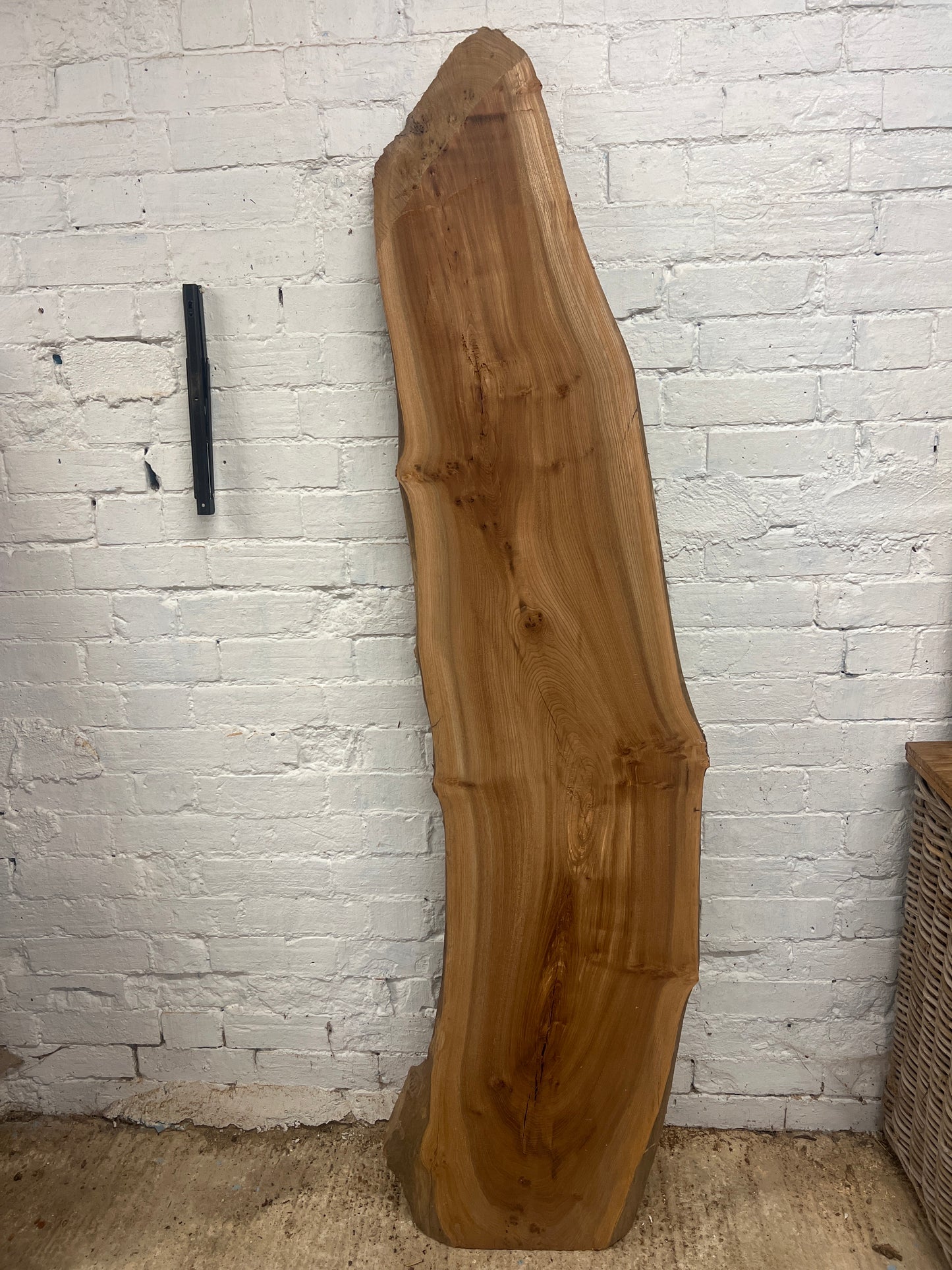Elm No 9 - 1880x260-450x35mm Planed