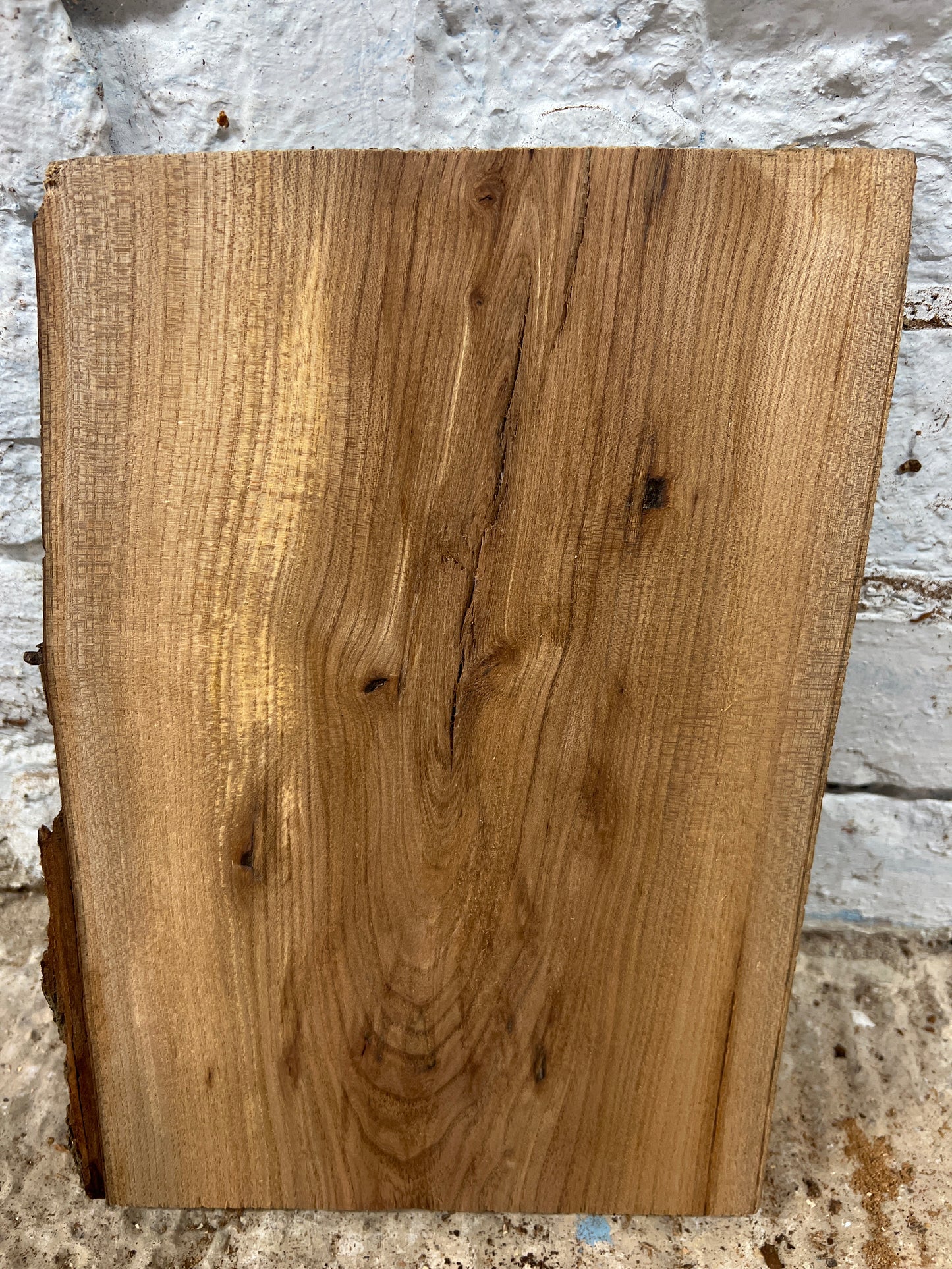 Elm No 134 - 300x200-210x20mm Planed