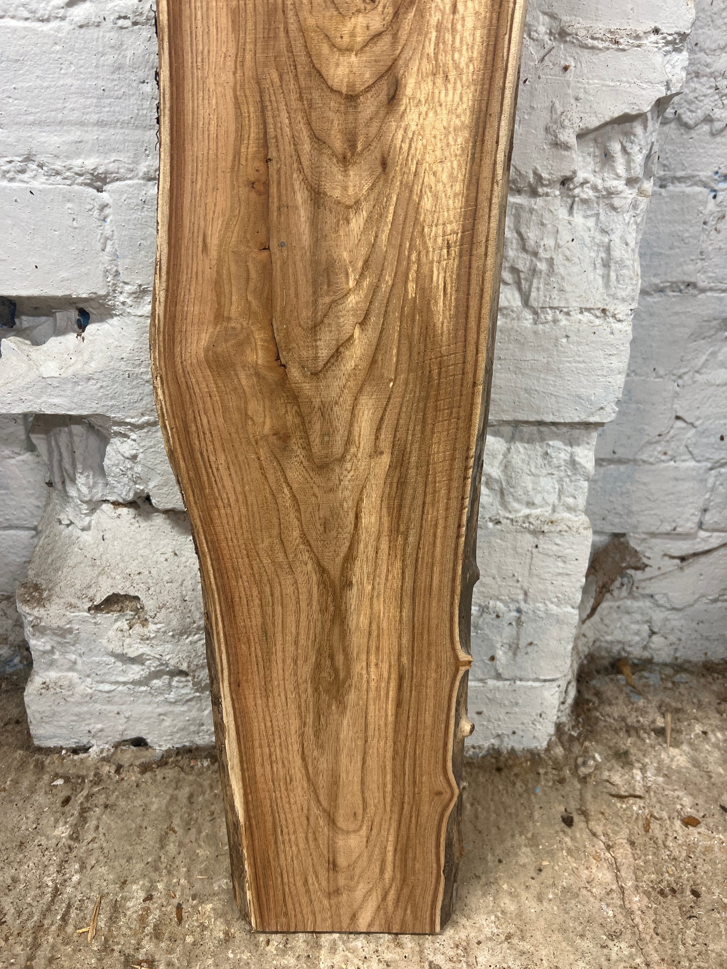 Elm No 13 - 1030x160-190x35mm Planed