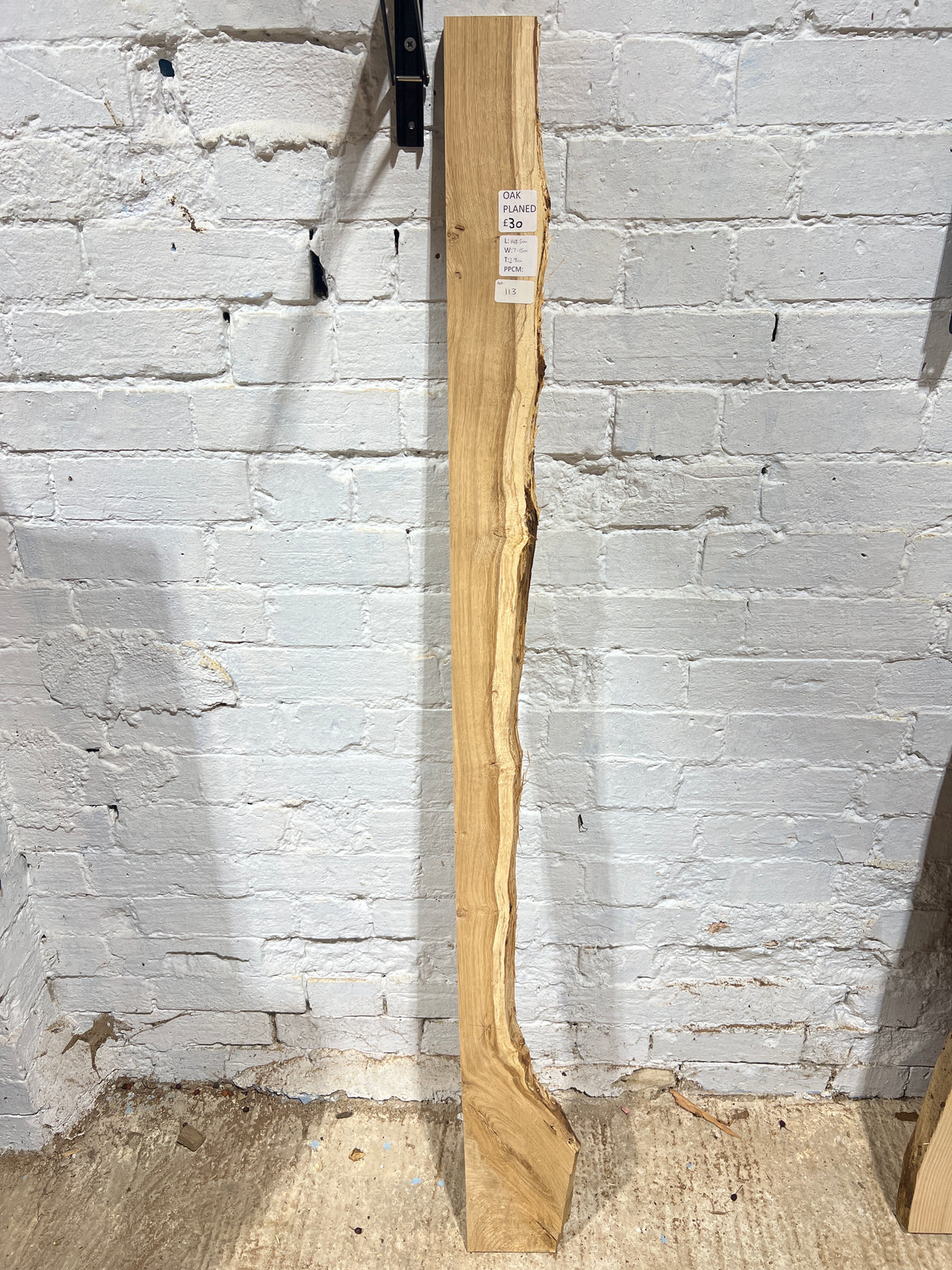 Oak No 113 - 1485x70-150x28mm Planed