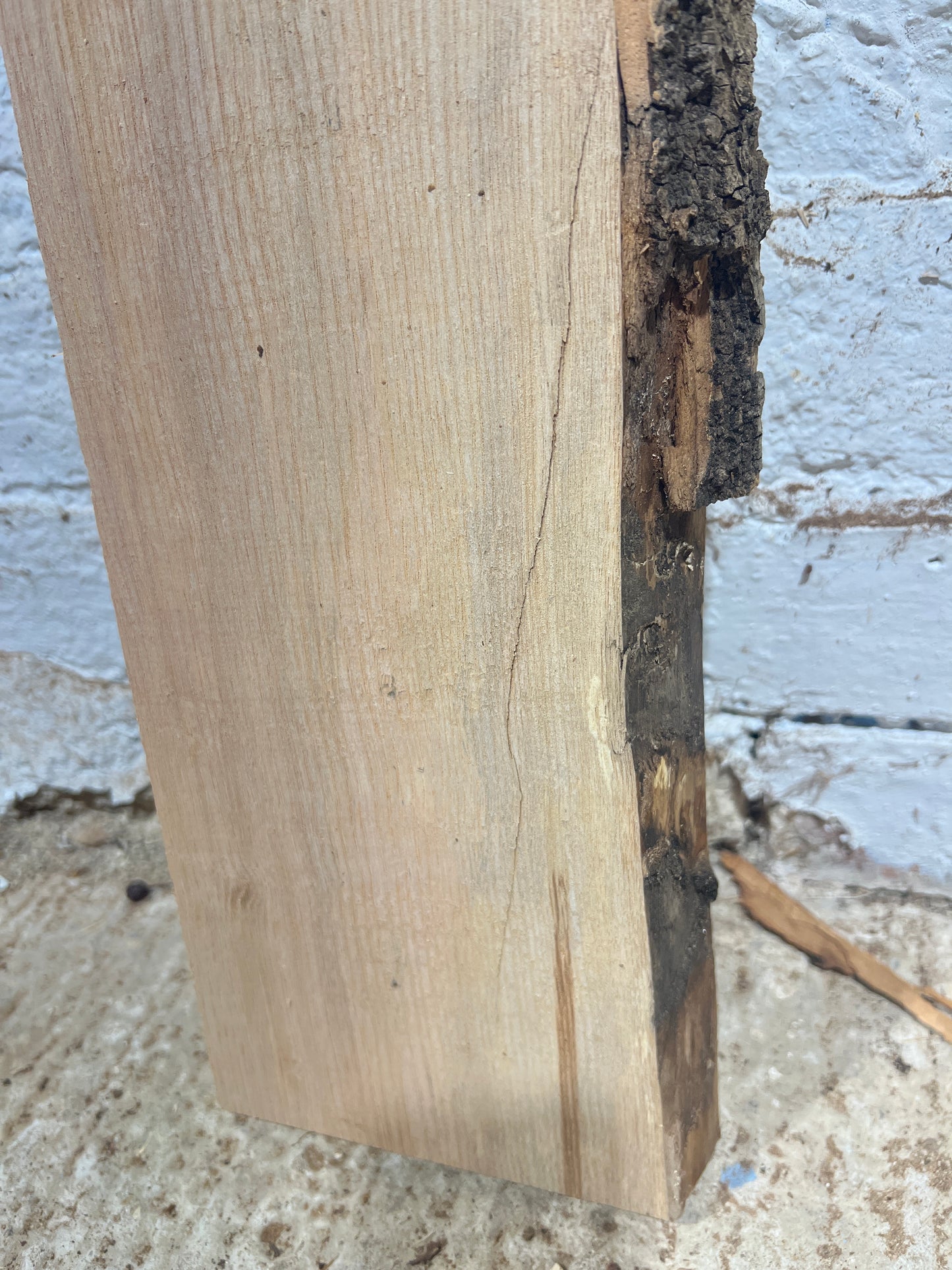 Ash No 214 - 600x150-160x33mm Planed