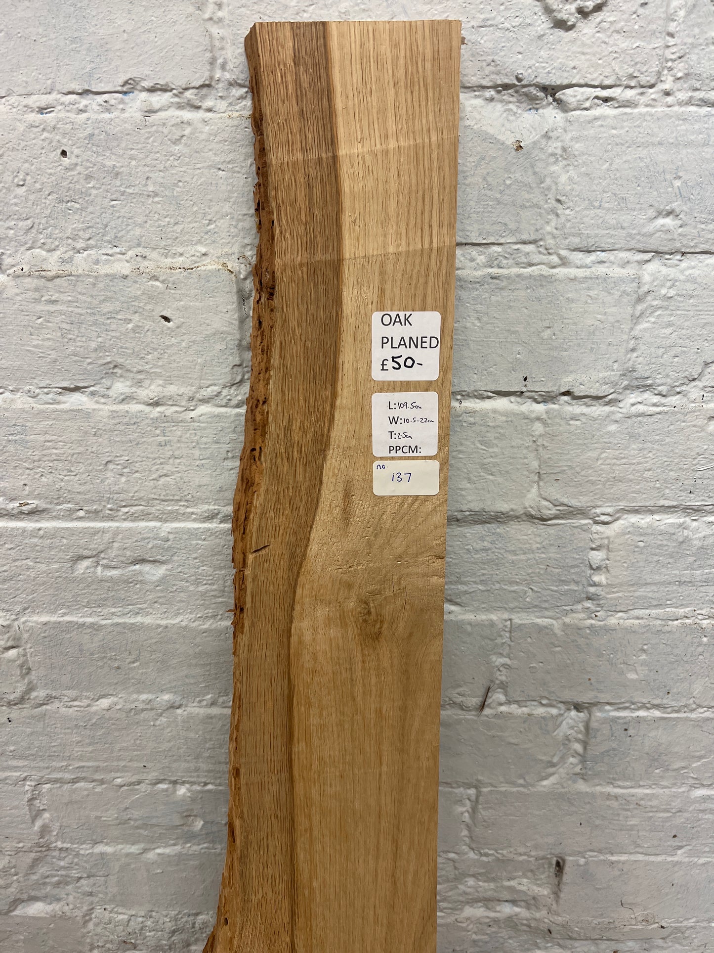 Oak No 137 - 1095x105-220x25mm Planed