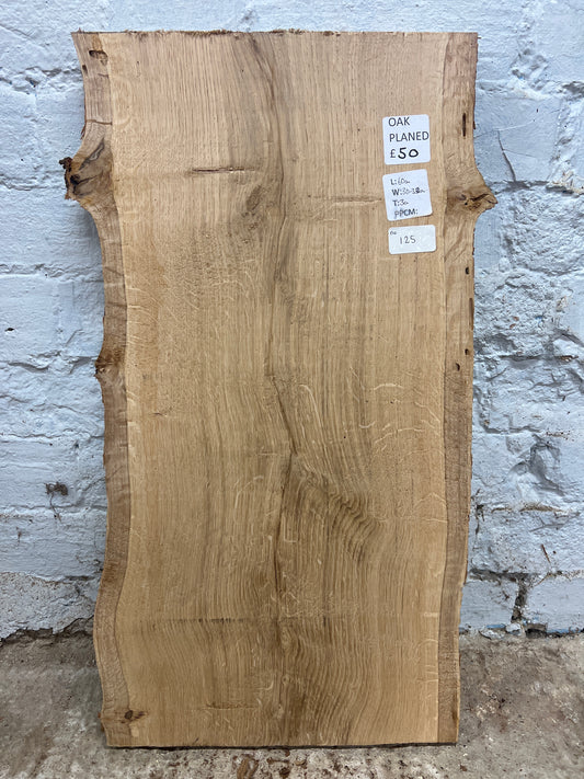 Oak No 125 - 600x300-330x30mm Planed