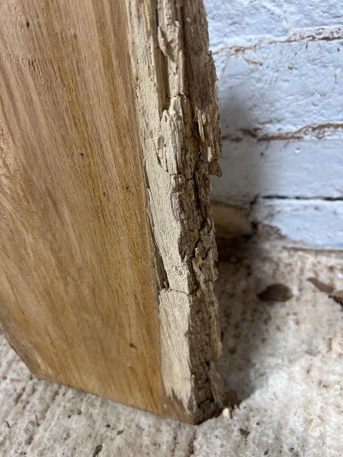 Oak No 238 - 1330x190-280x28mm Planed