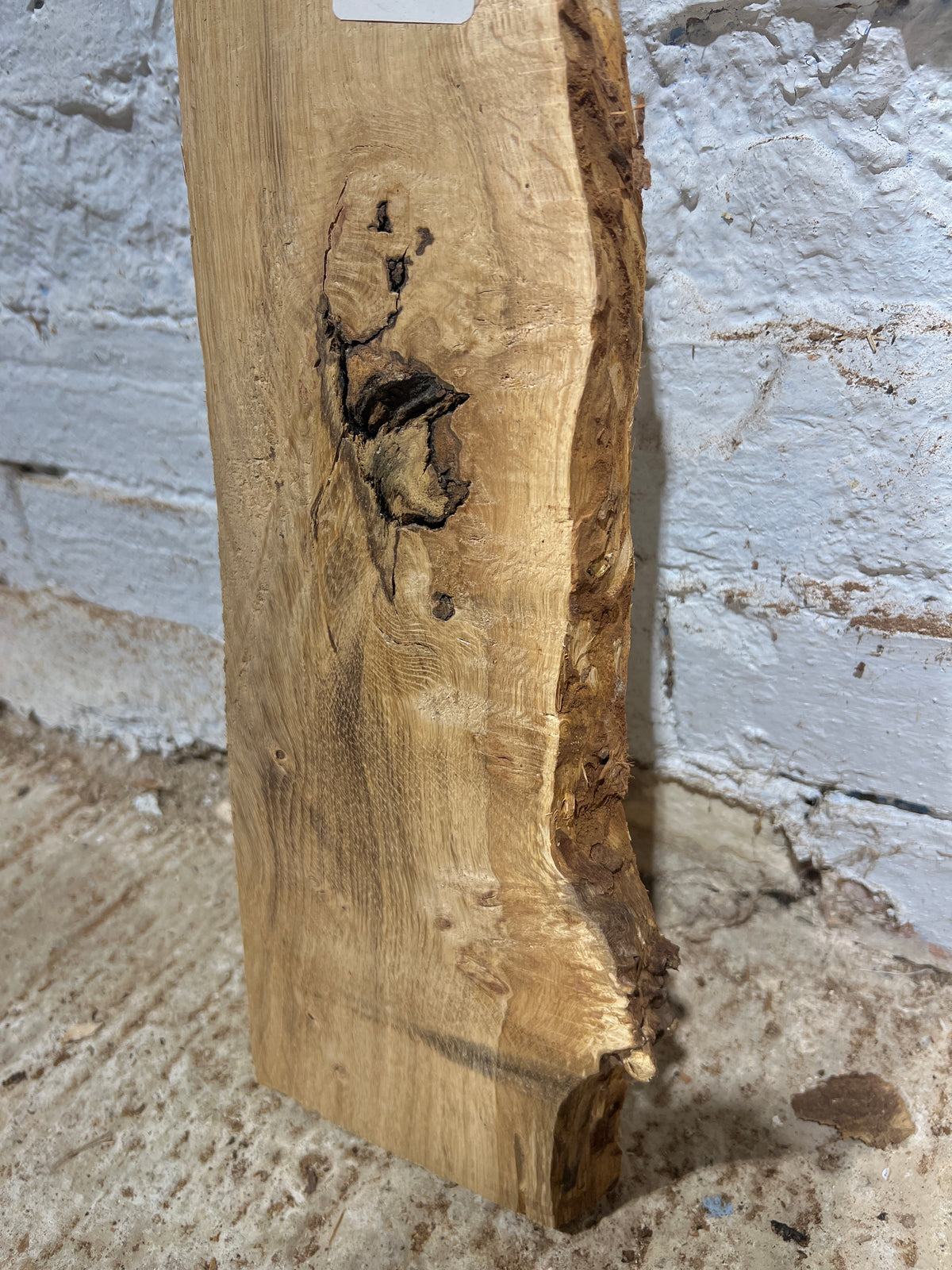 Oak No 36 - 480x100-150x25mm Planed