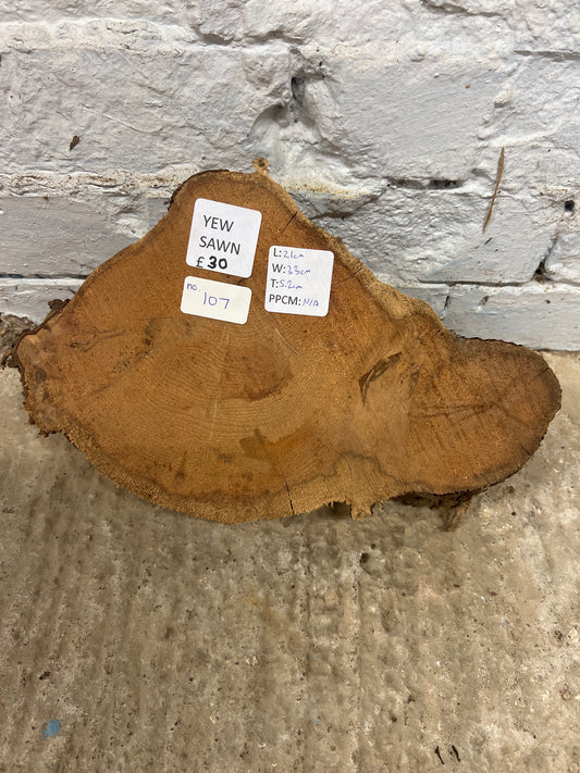 Yew No 107 - 210x330x52mm Sawn