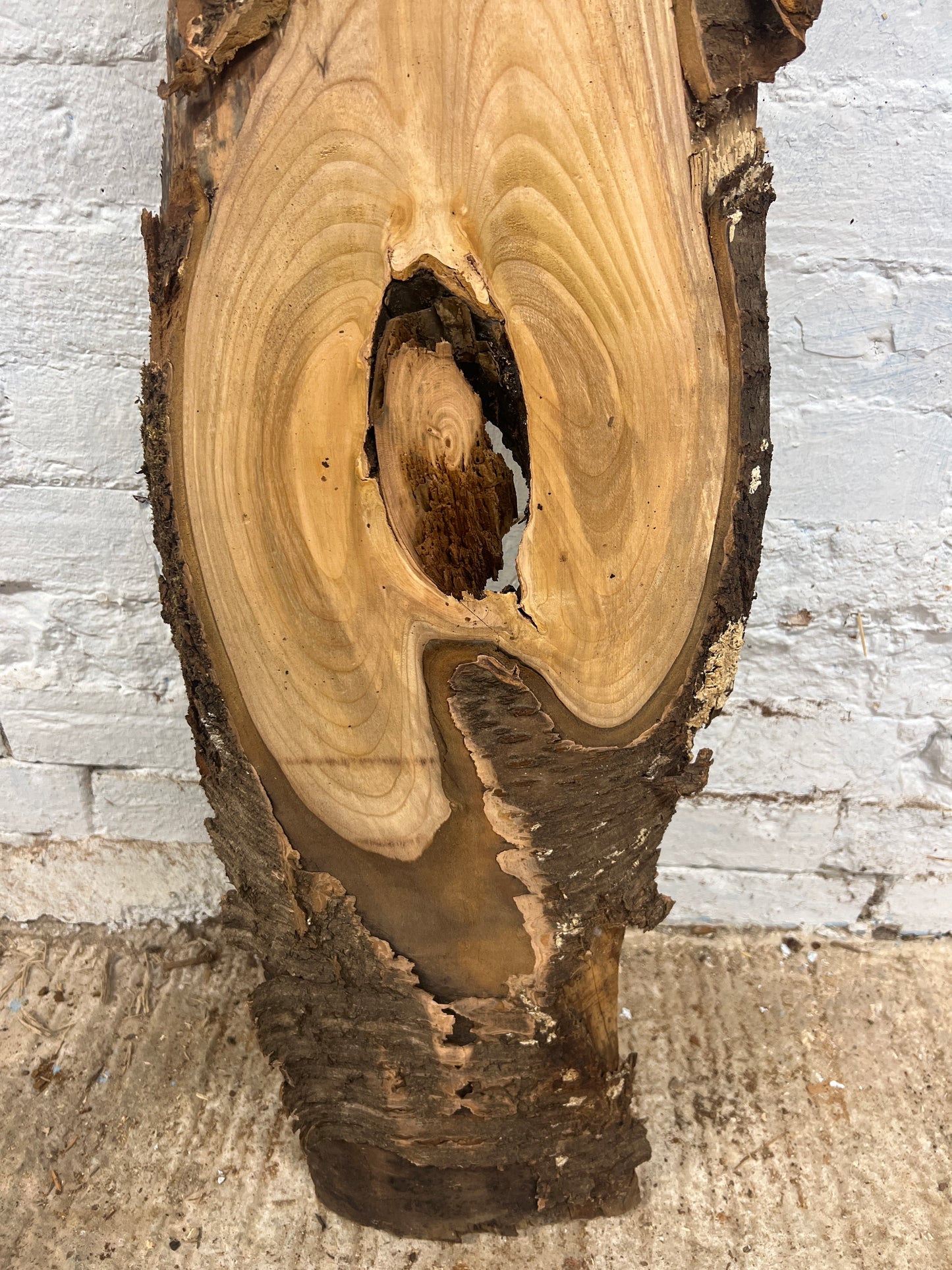 Cherry No 209 - 1150x210-290x30mm Planed