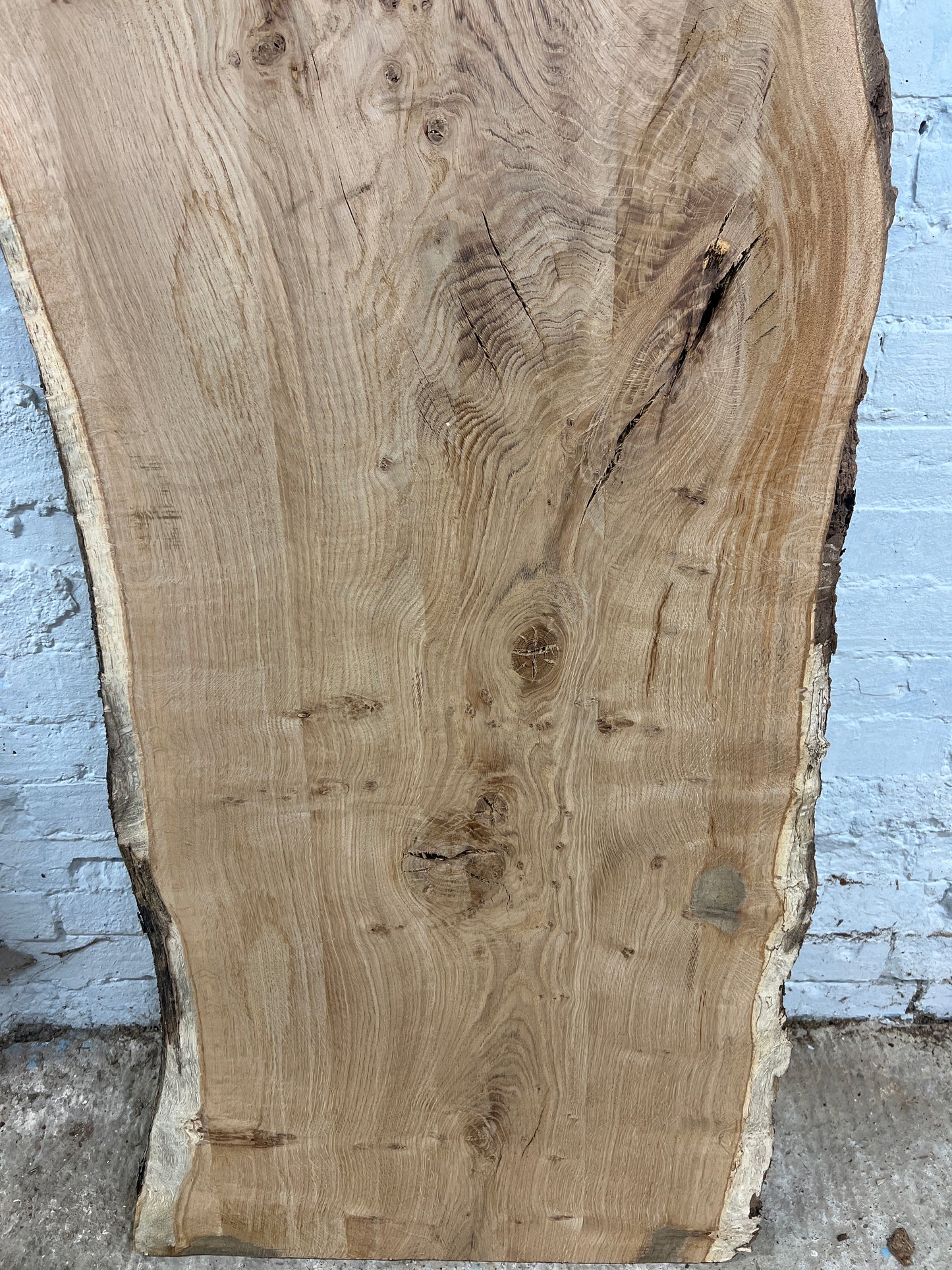 Aged Pippy Oak No 19 - 1665x490-610x35mm Planed
