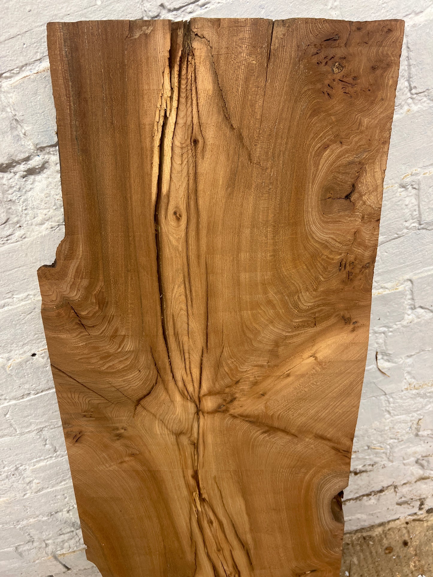 Burr Elm No 55 - 1130x330-440x40mm Planed