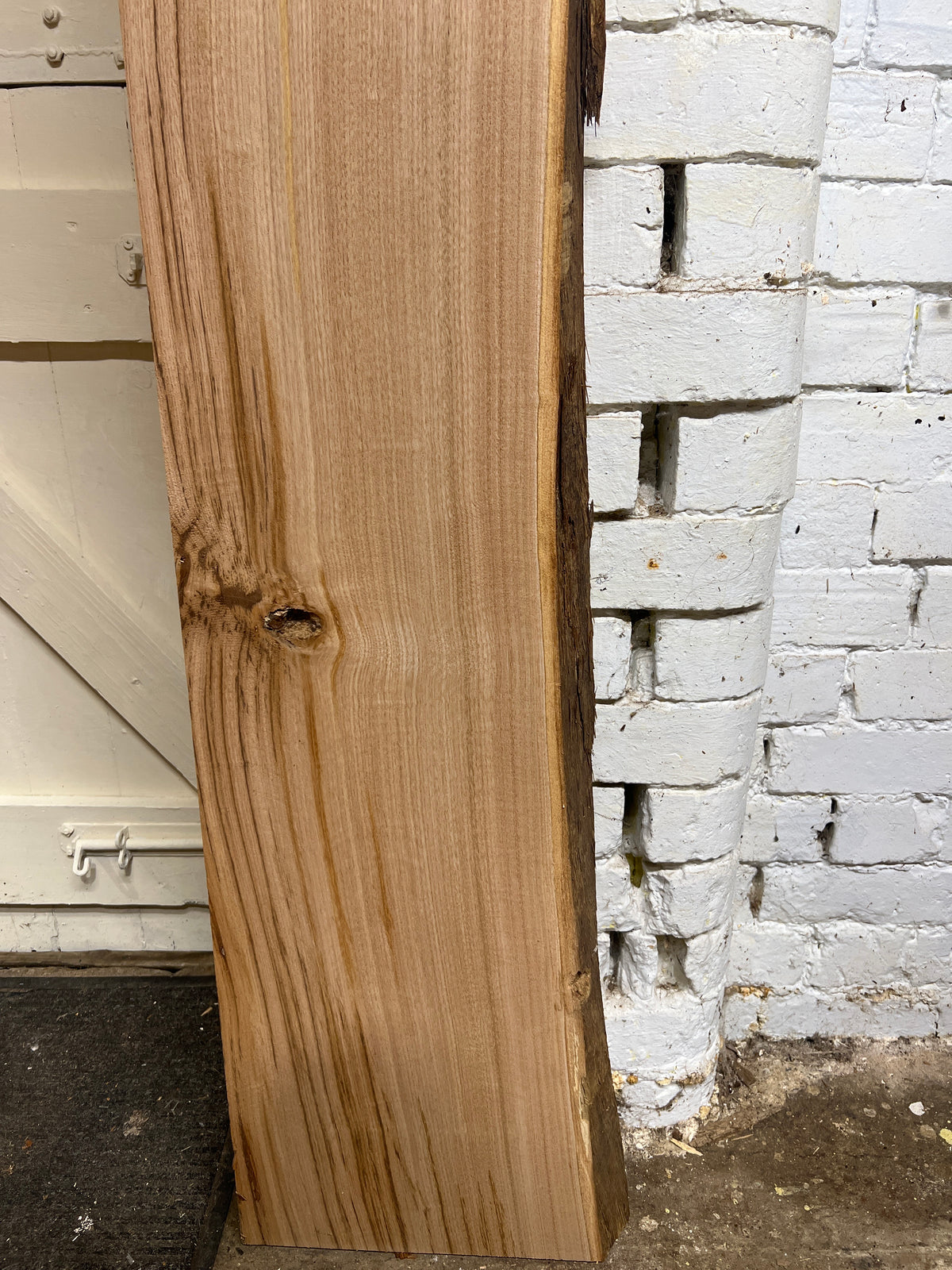 Chestnut No 118 - 1760x280-350x45mm Planed