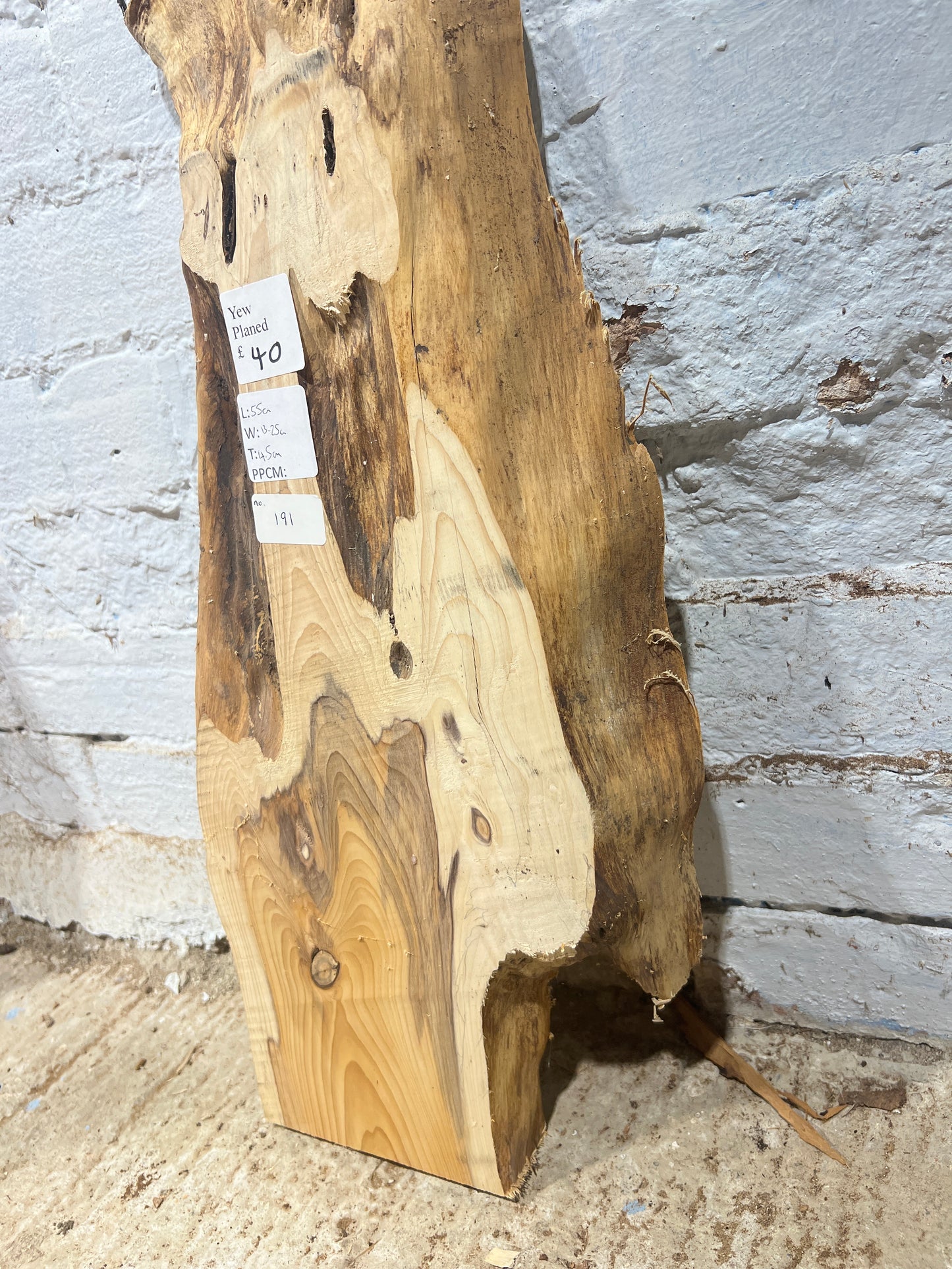 Yew No 191 - 550x130-250x45mm Planed