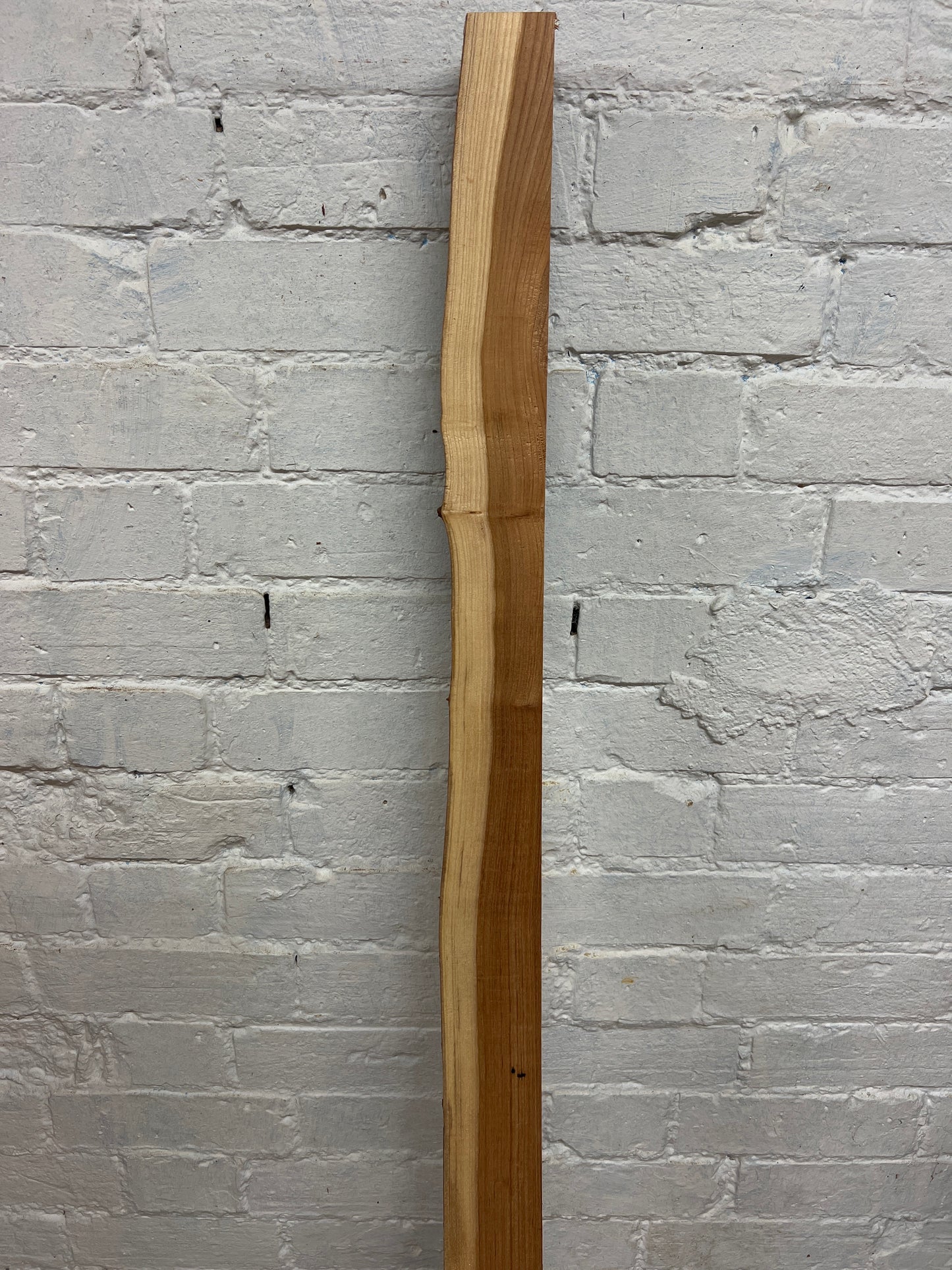 Elm No 227 - 1580x50-100x28mm Planed
