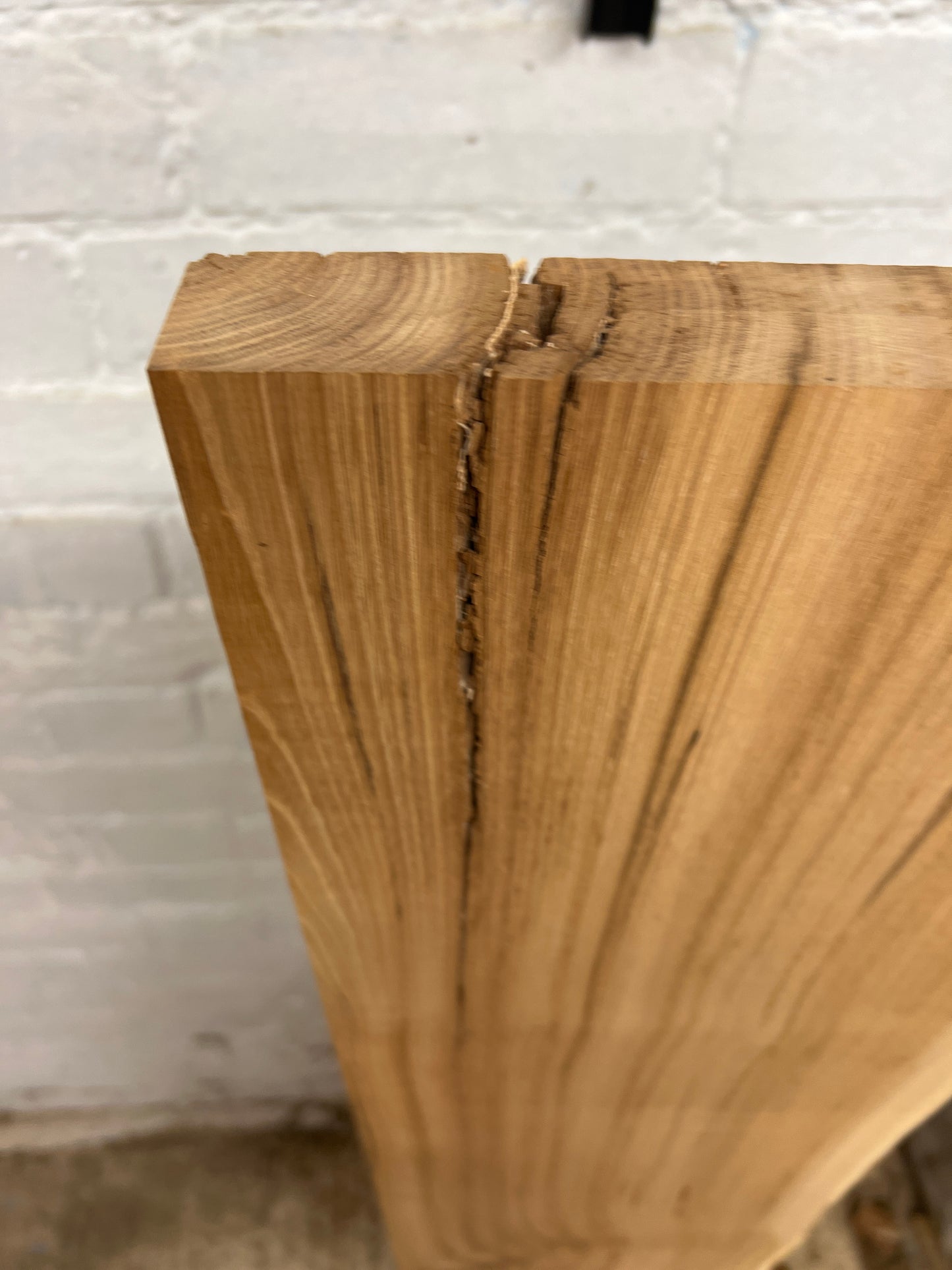 Sweet Chestnut No 240 - 1430x240-270x40mm Planed