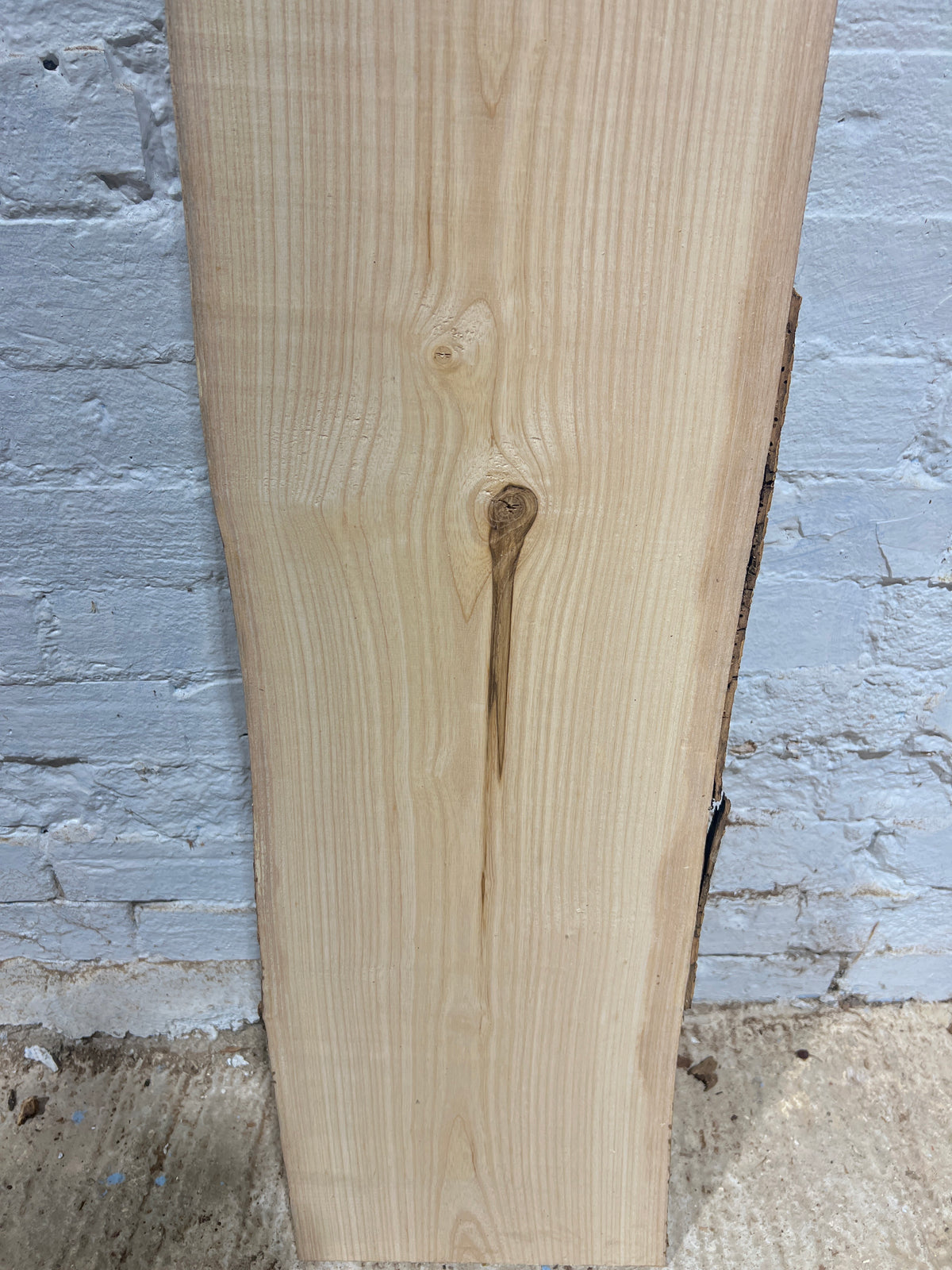 Ash No 50 - 1590x270-370x23mm Planed