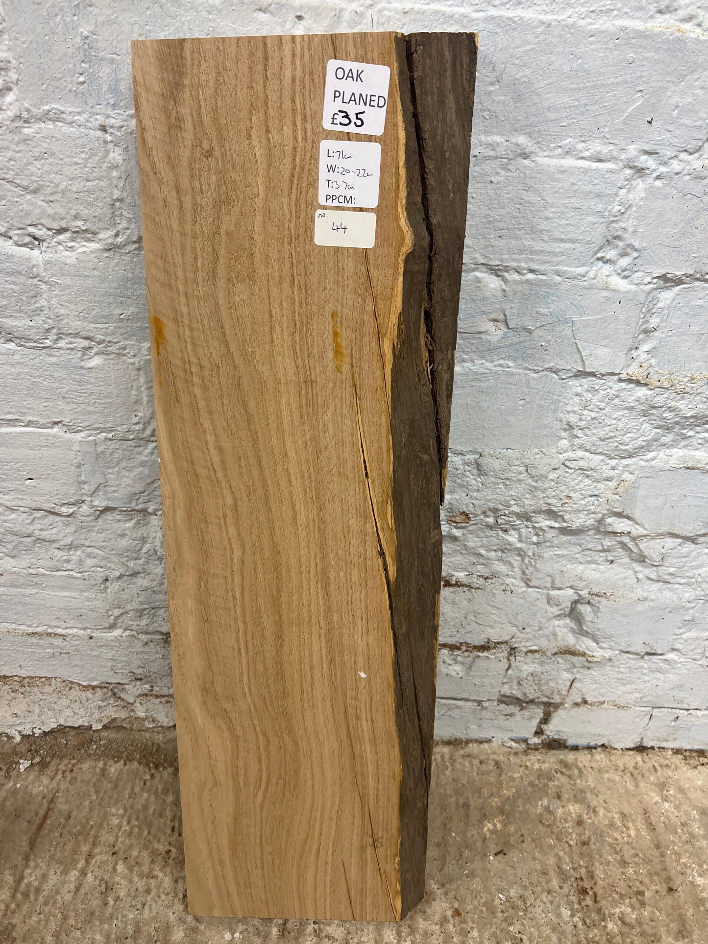 Oak No 44 - 710x200-220x37mm Planed