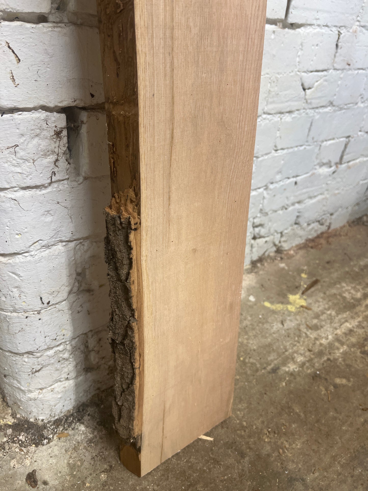 Ash No 255 - 1170x140-190x40mm Planed