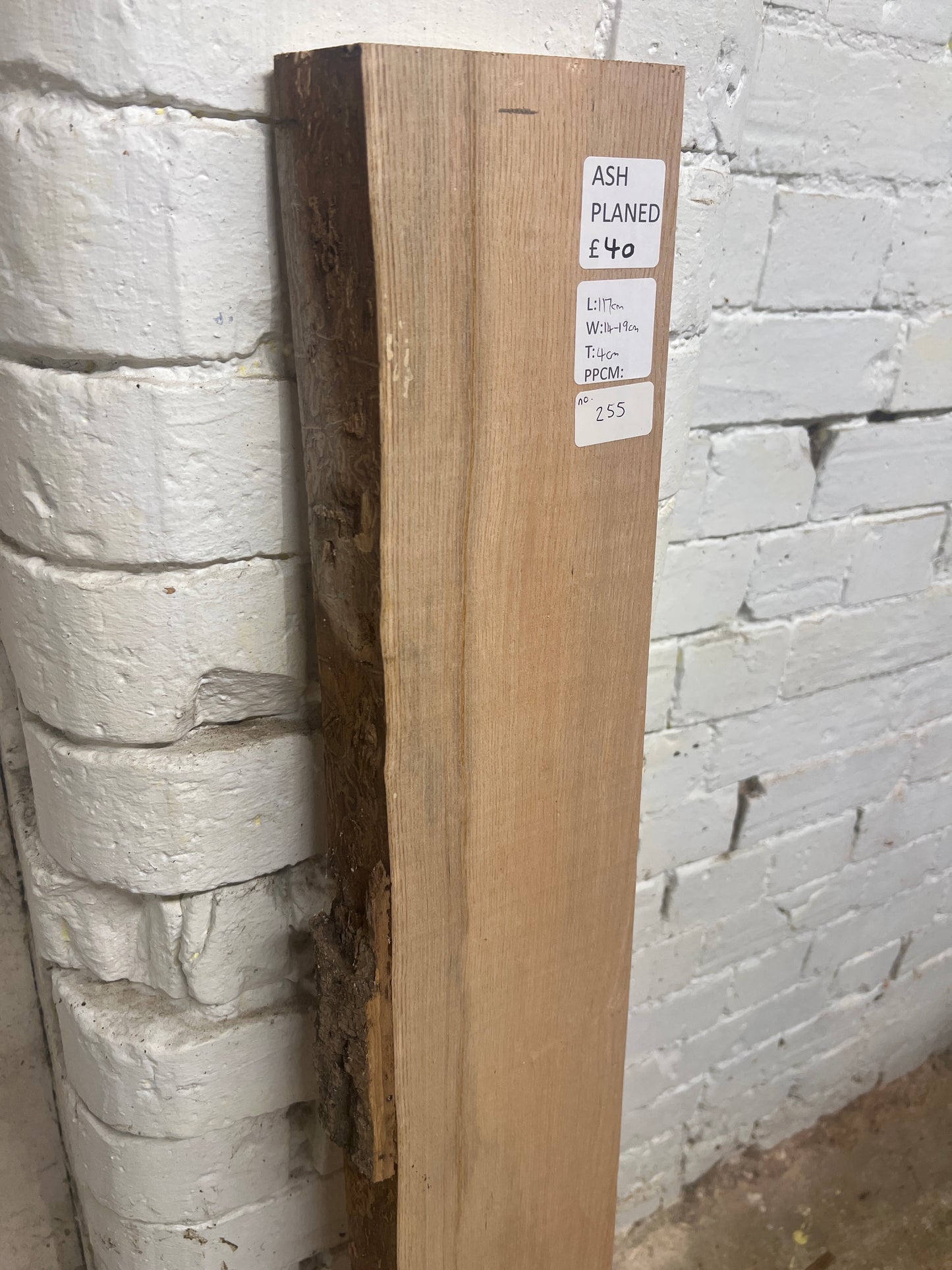 Ash No 255 - 1170x140-190x40mm Planed