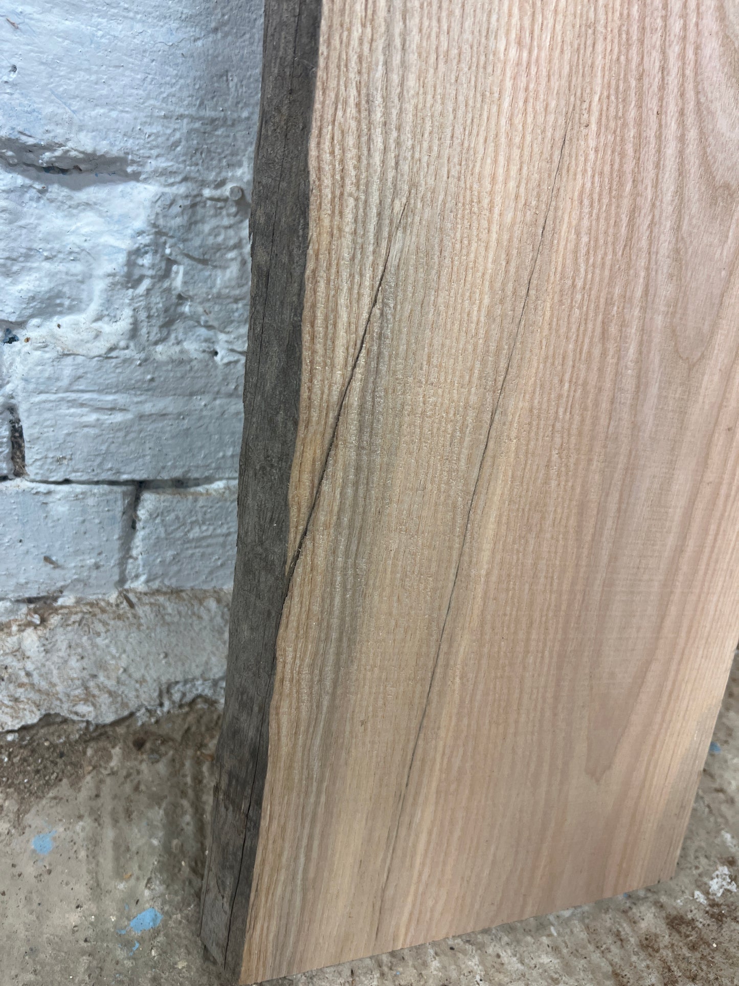 Ash No 97 - 686x260-270x33mm Planed