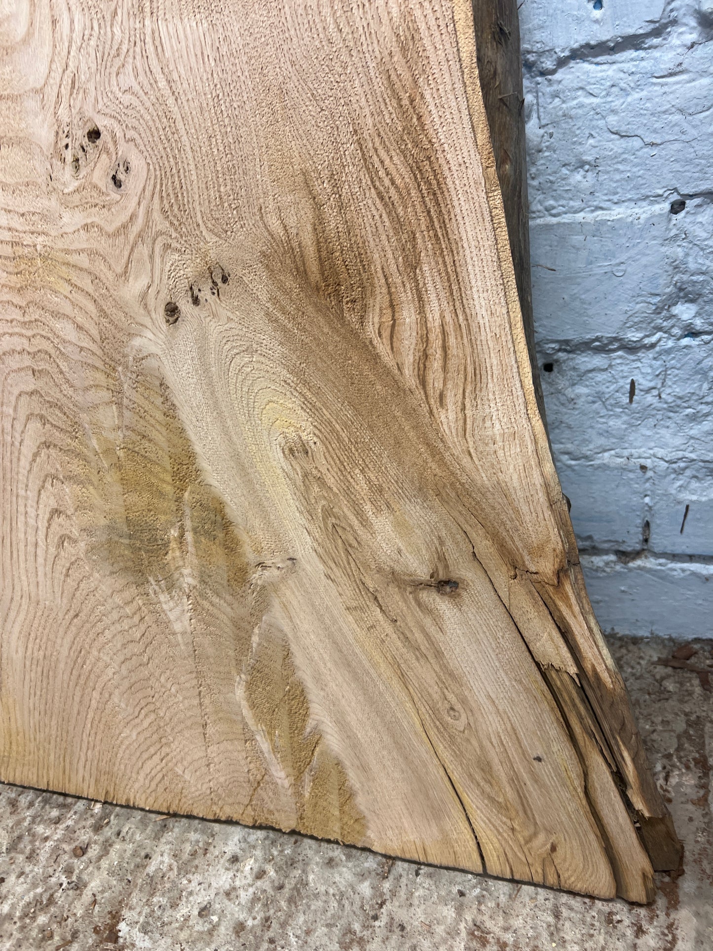Chestnut No 66- 710x580-770x40mm Planed