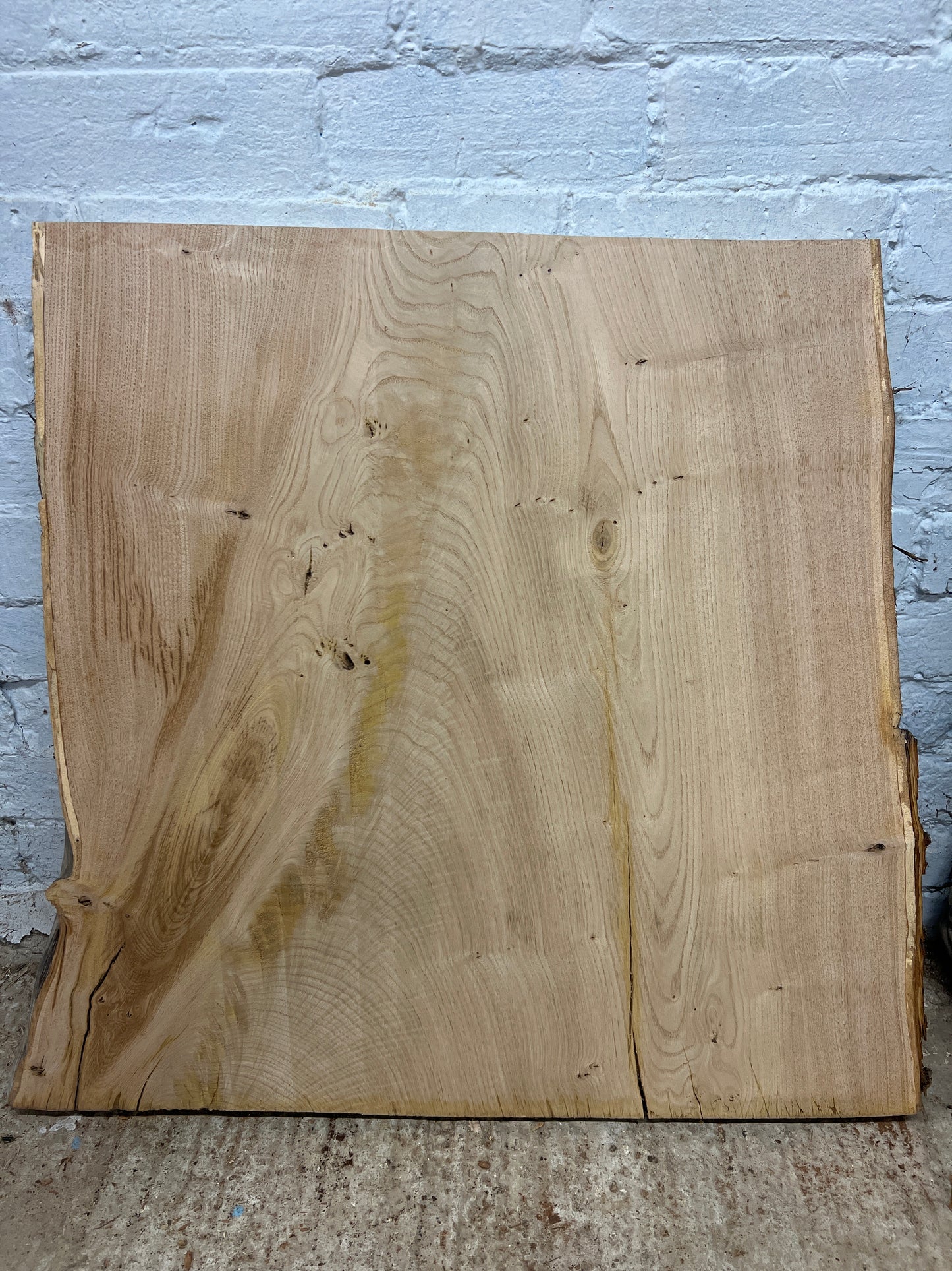 Chestnut No 66- 710x580-770x40mm Planed