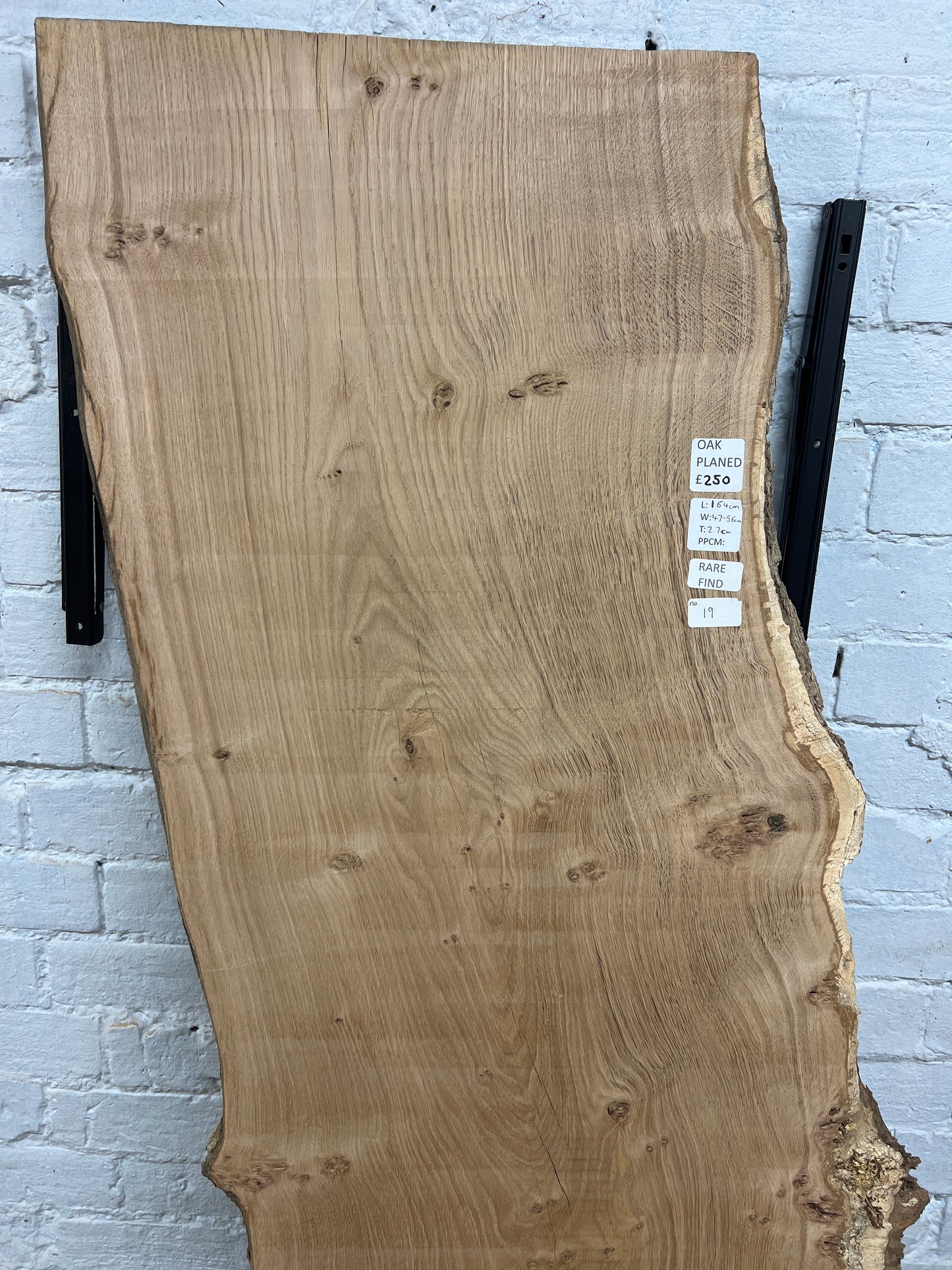 Aged Pippy Oak No 19 - 1640x470-560x27mm Planed