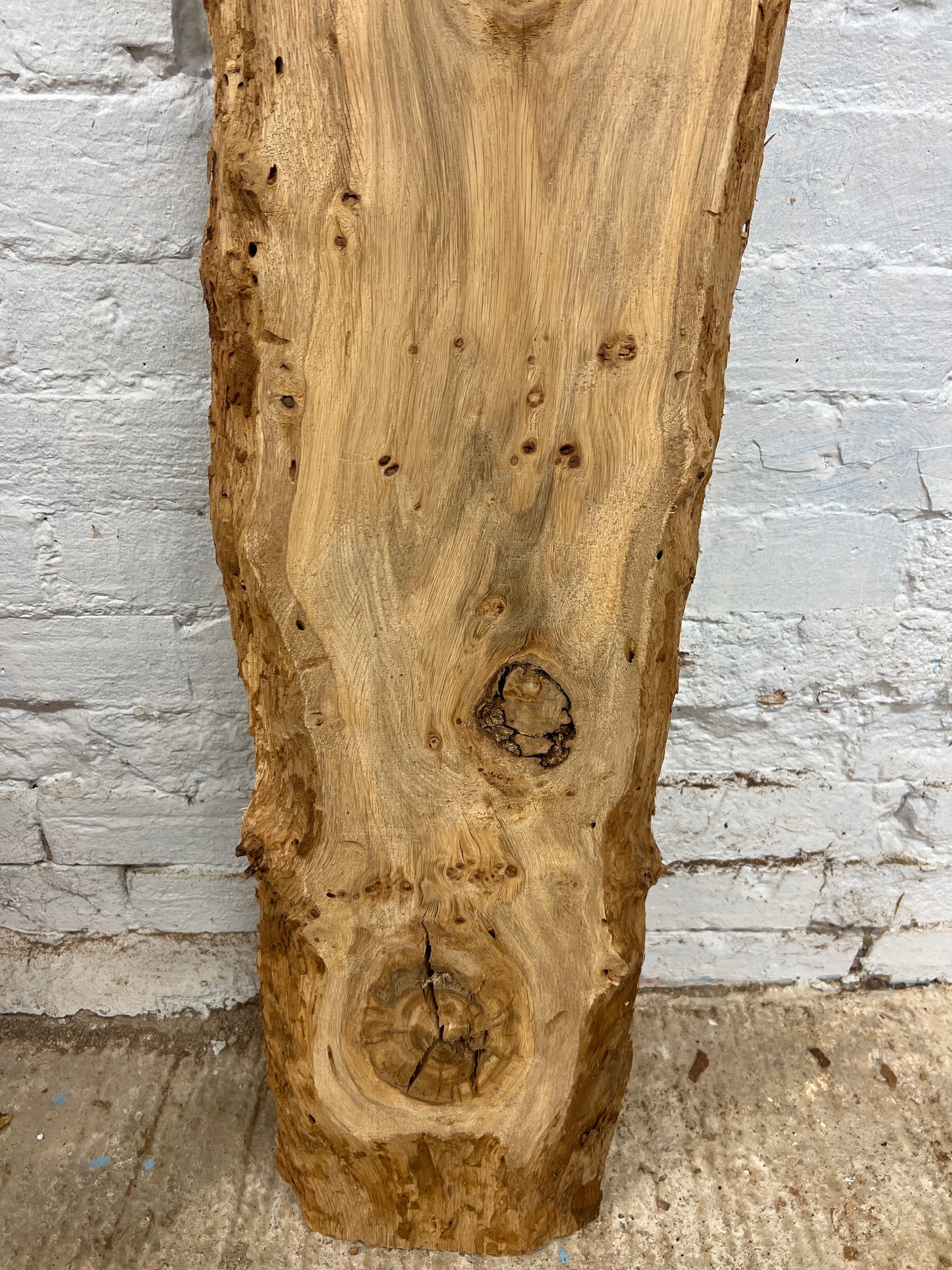 Oak No 120 - 1485x210-260x30mm Planed