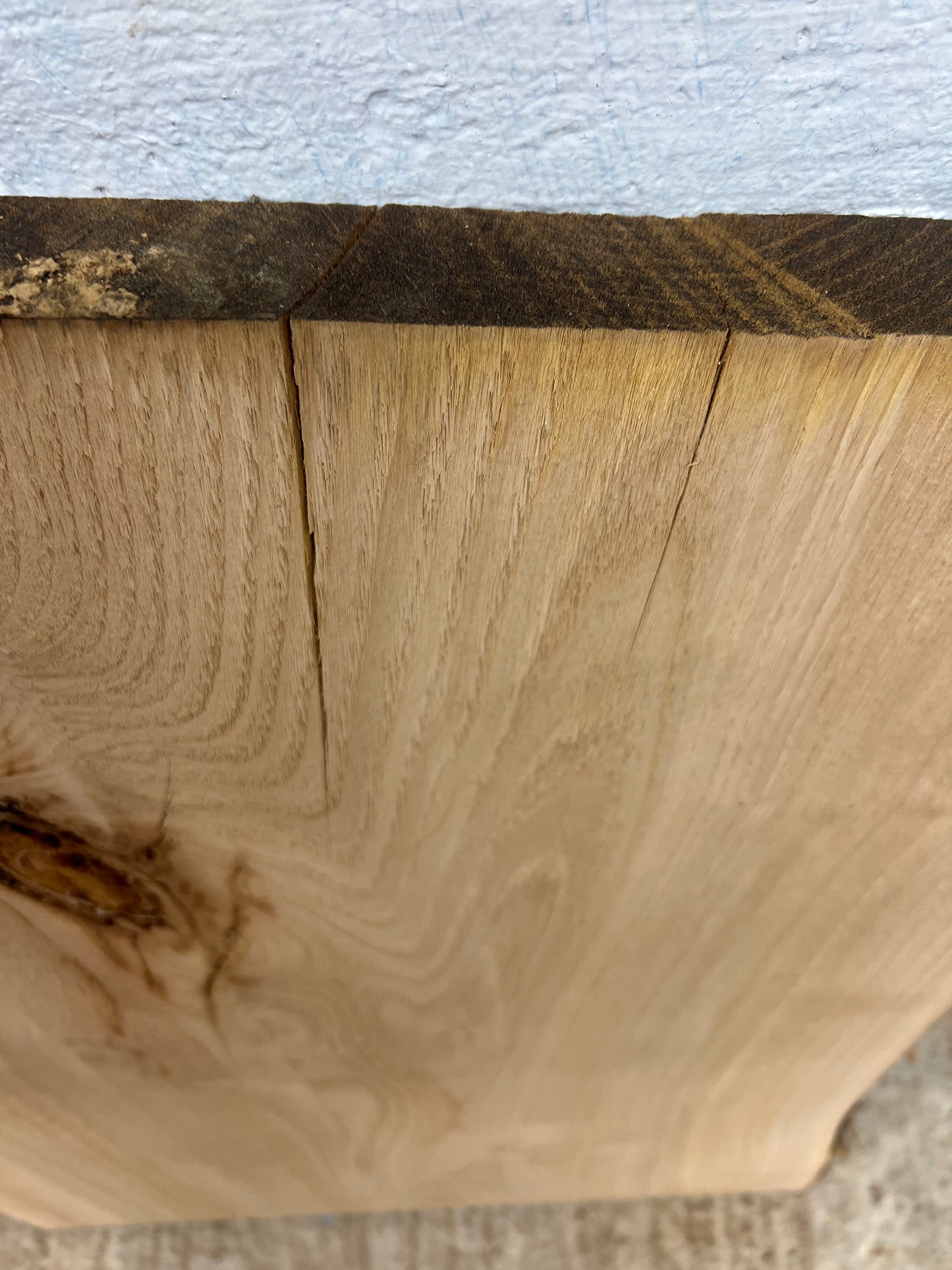 Chestnut No 239 - 810x630-670x38mm Planed