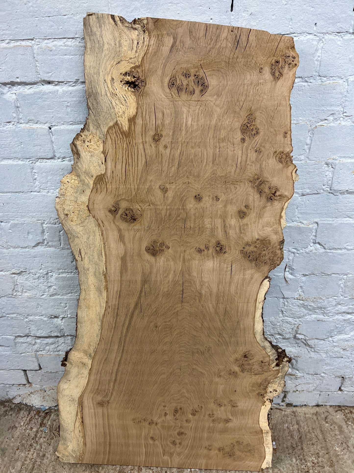 Aged Pippy Oak No 38 - 1150x400-640x33mm Planed