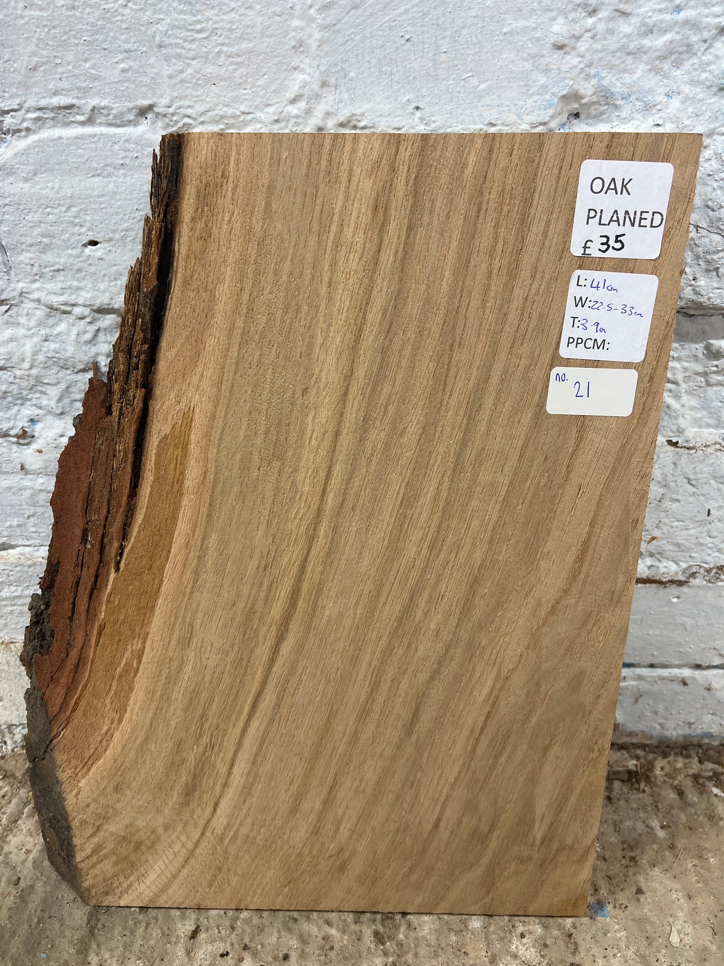 Oak No 21 - 410x225-330x39mm Planed