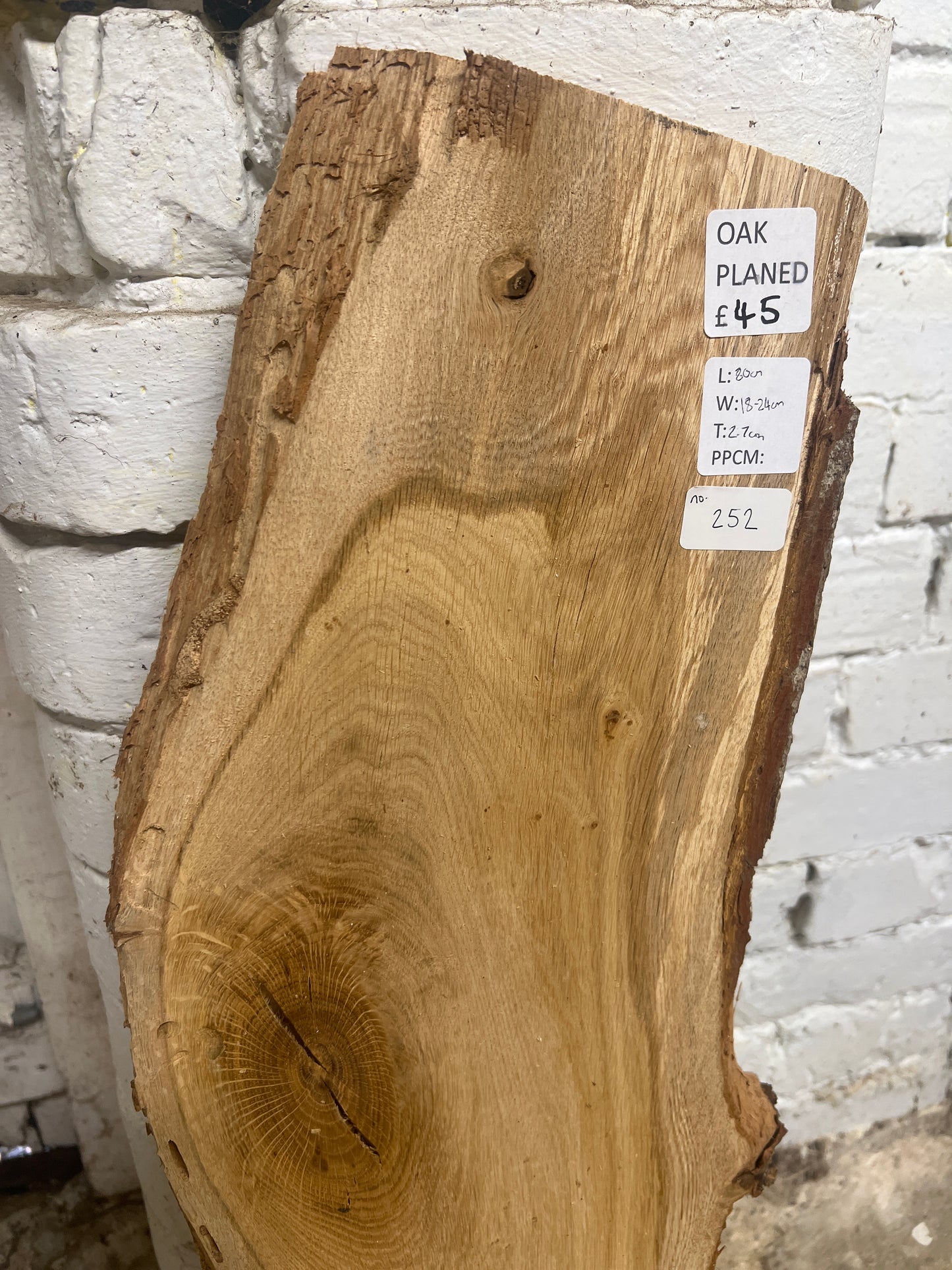 Oak No 252 - 800x180-240x27mm Planed