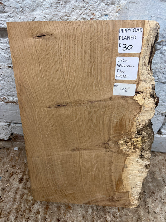 Aged Pippy Oak No 192 - 370-220-260x40mm Planed