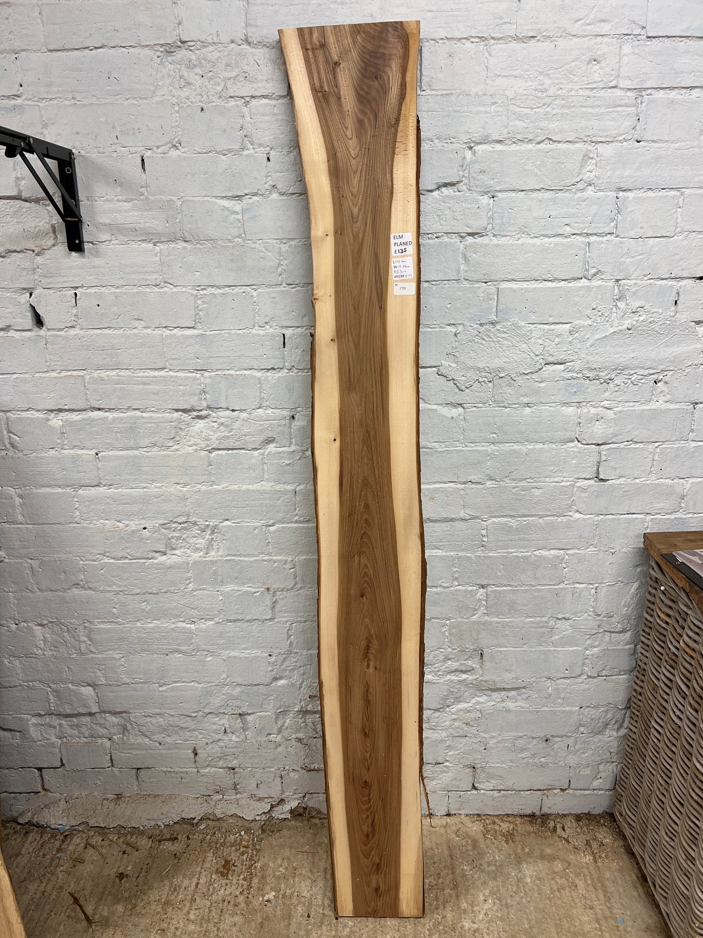 Elm No 170 - 1736x190-240x33mm Planed
