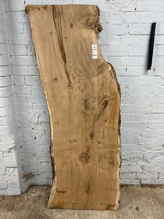 Aged Pippy Oak No 19 - 1665x490-610x35mm Planed