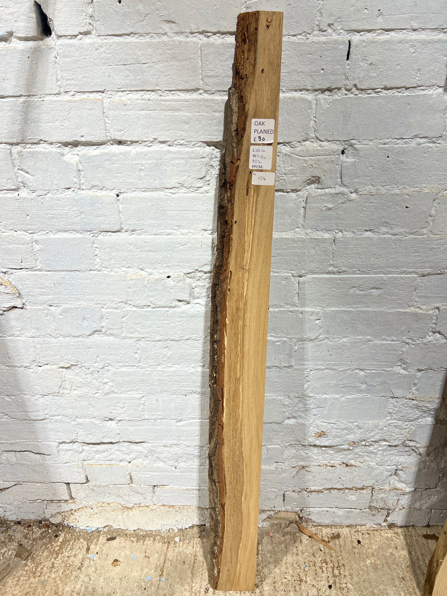 Oak No 154 - 1255x70-120x35mm Planed