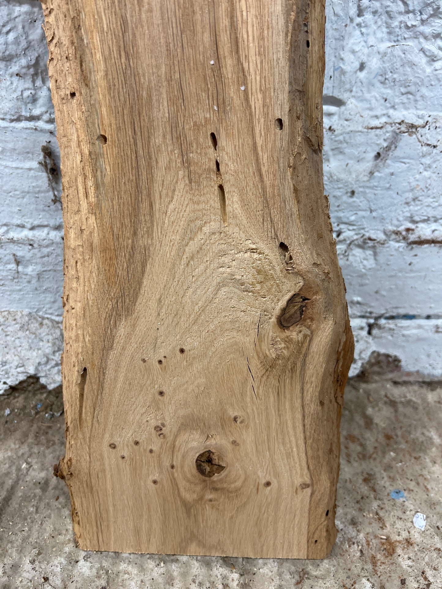 Oak No 193 - 615x140-180x20mm Planed