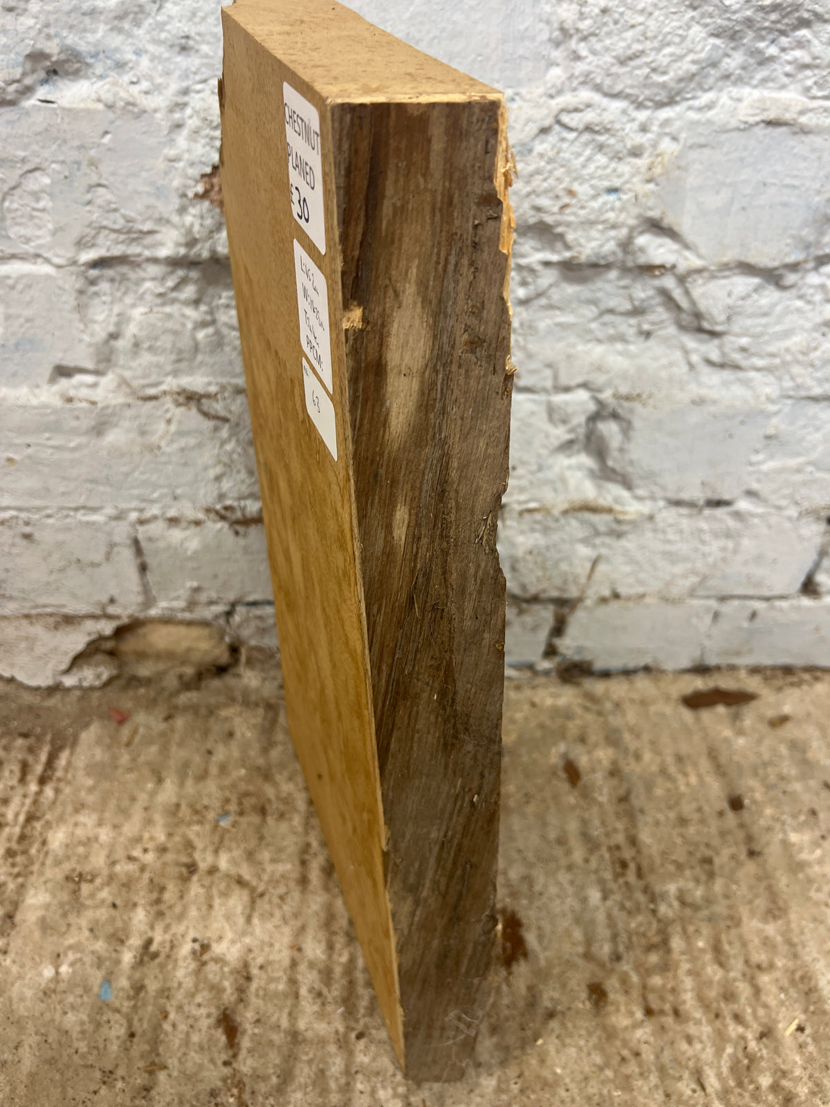 Chestnut No 63 - 452x190-250x44mm Planed