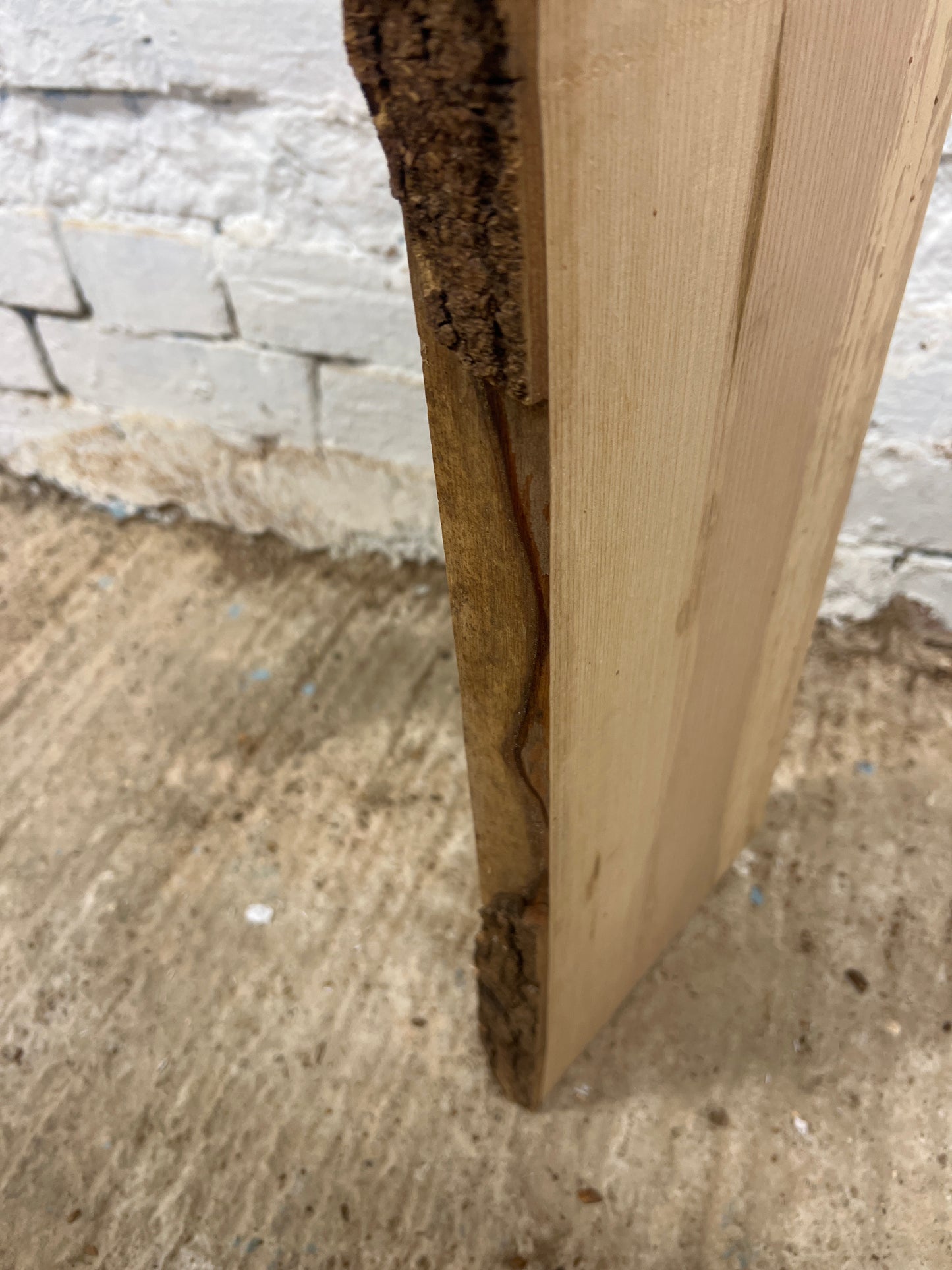 Ash No 40 - 660x200-210x35mm Planed