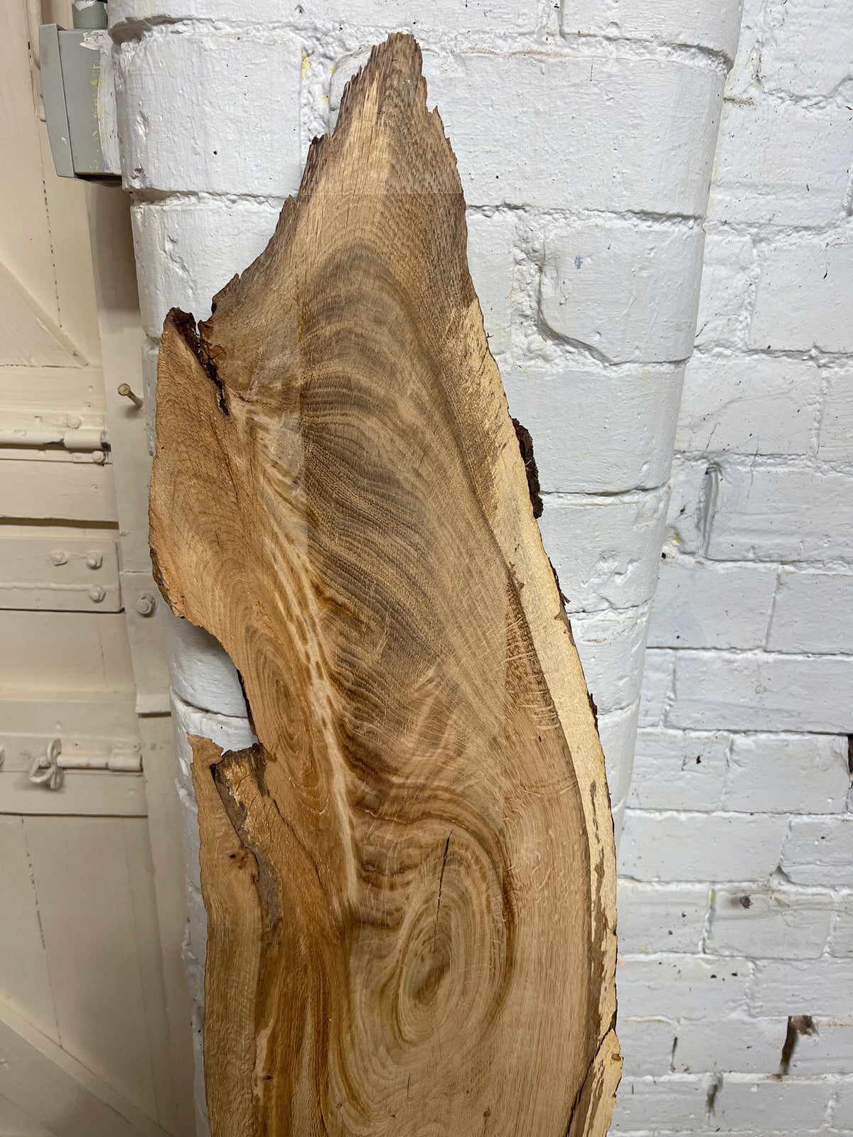 Oak No 210 - 1460x200-330x30mm Planed