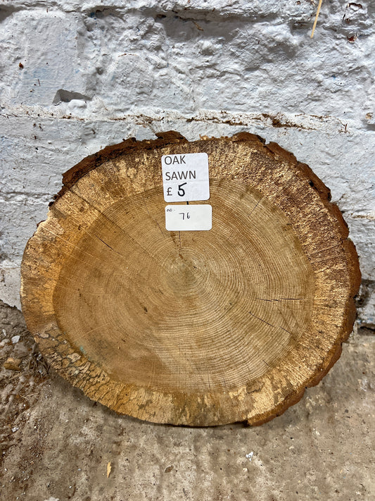 Oak Round No 76 - 280x250x40mm Sawn
