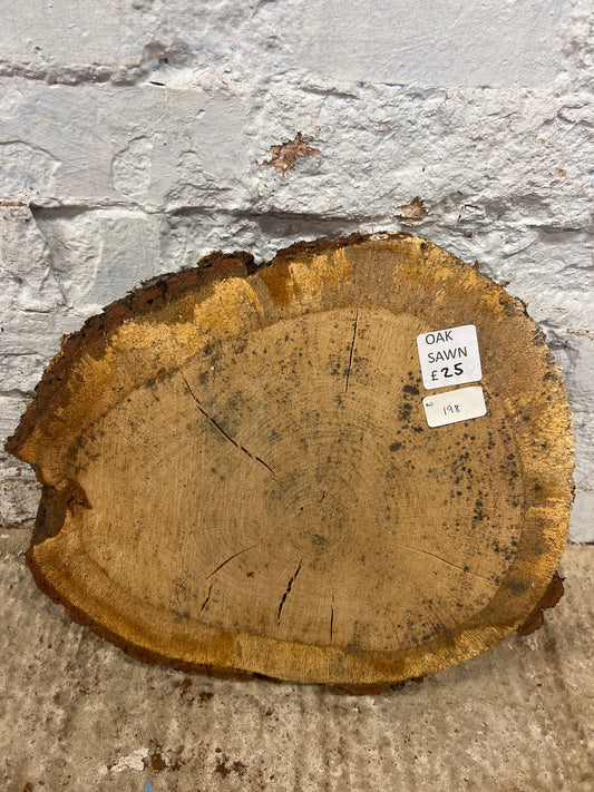Oak No 198 - 390x330x45mm Sawn
