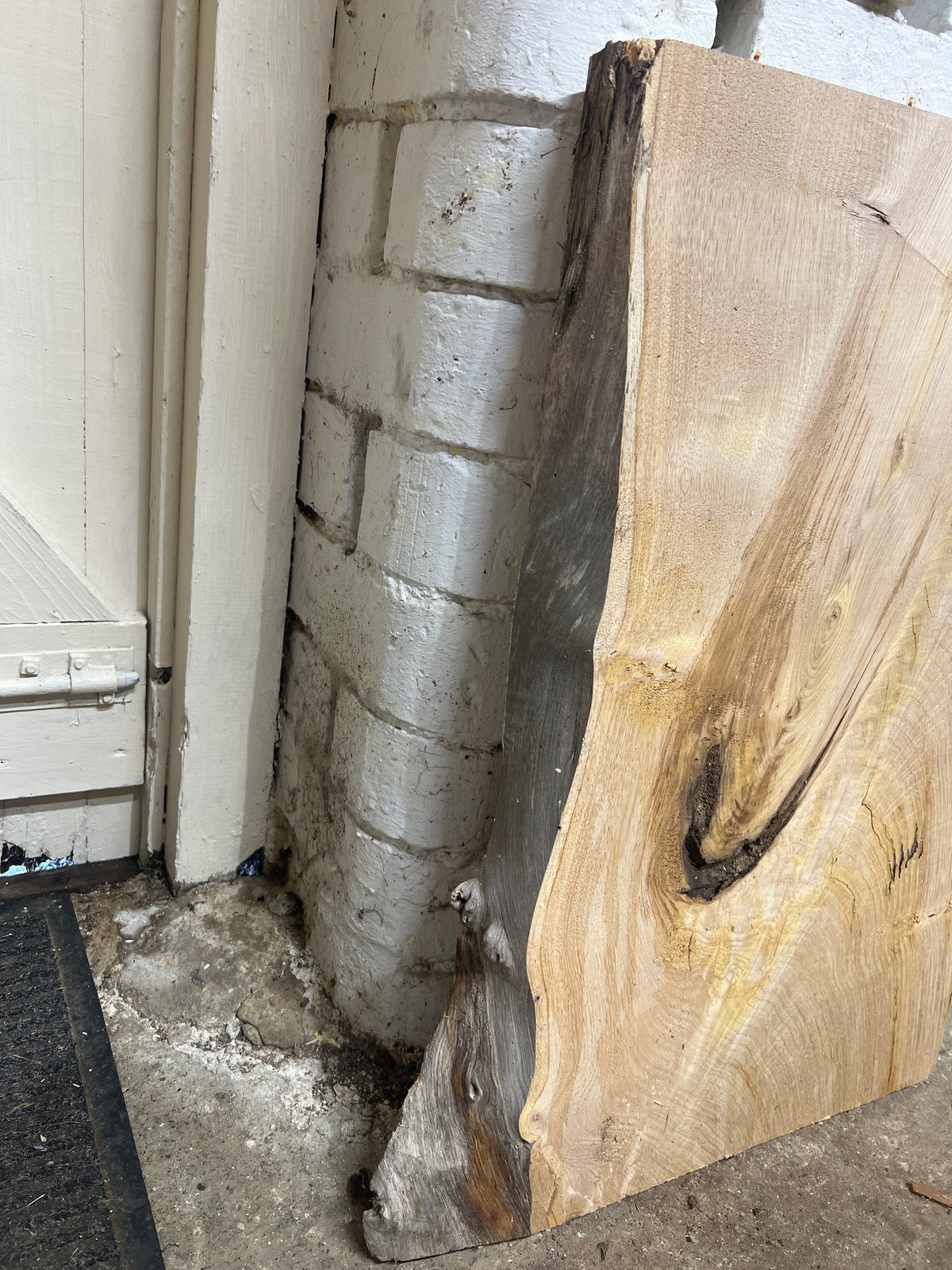 Chestnut No 66 - 605x350-430x40mm Planed